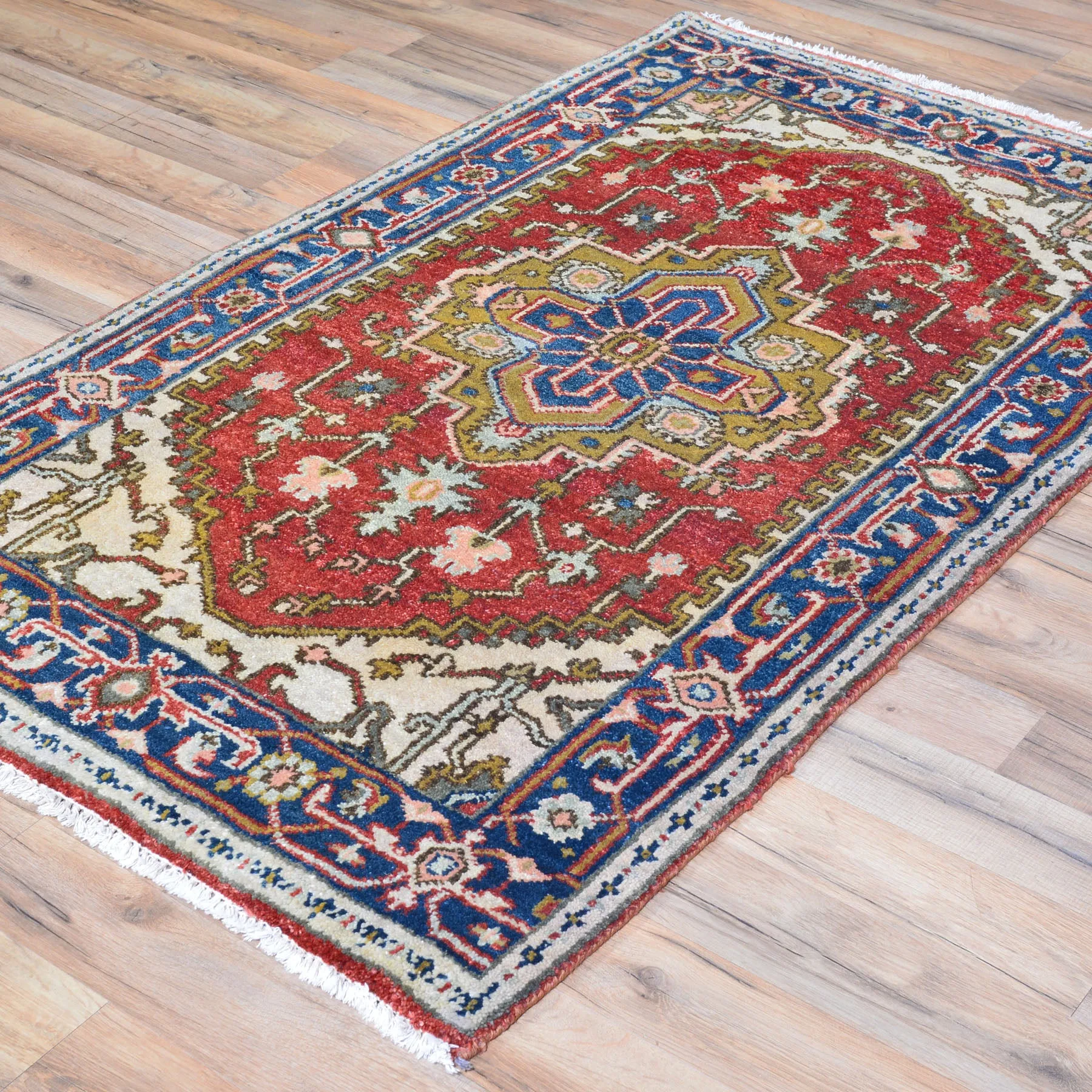 Hand-Knotted Heriz Serapi Design Handmade Wool Rug (Size 3.1 X 5.2) Brral-4272
