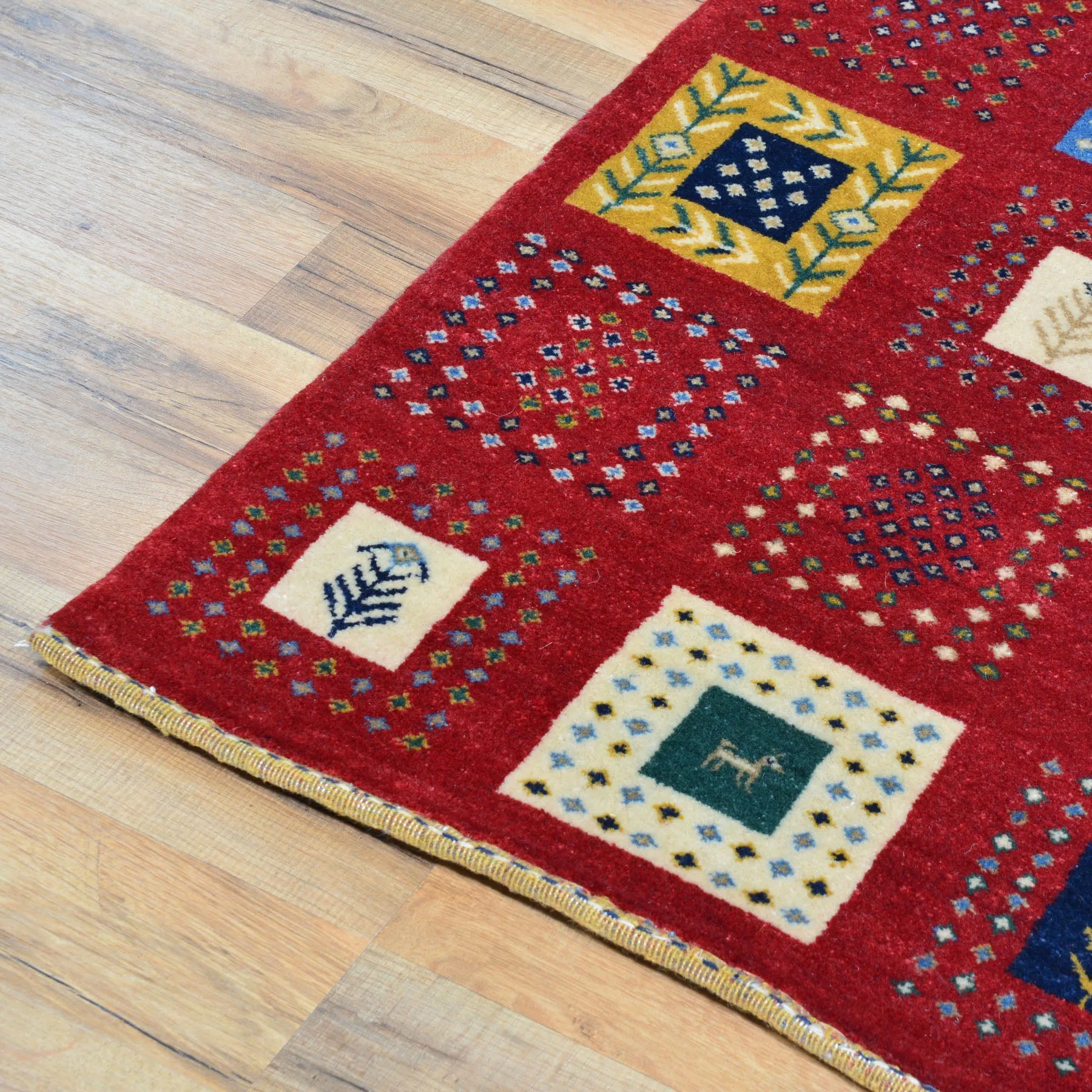 Hand-Knotted Modern Contemporary Gabbeh Design 100% Wool Rug (Size 2.6 X 13.10) Cwral-8328