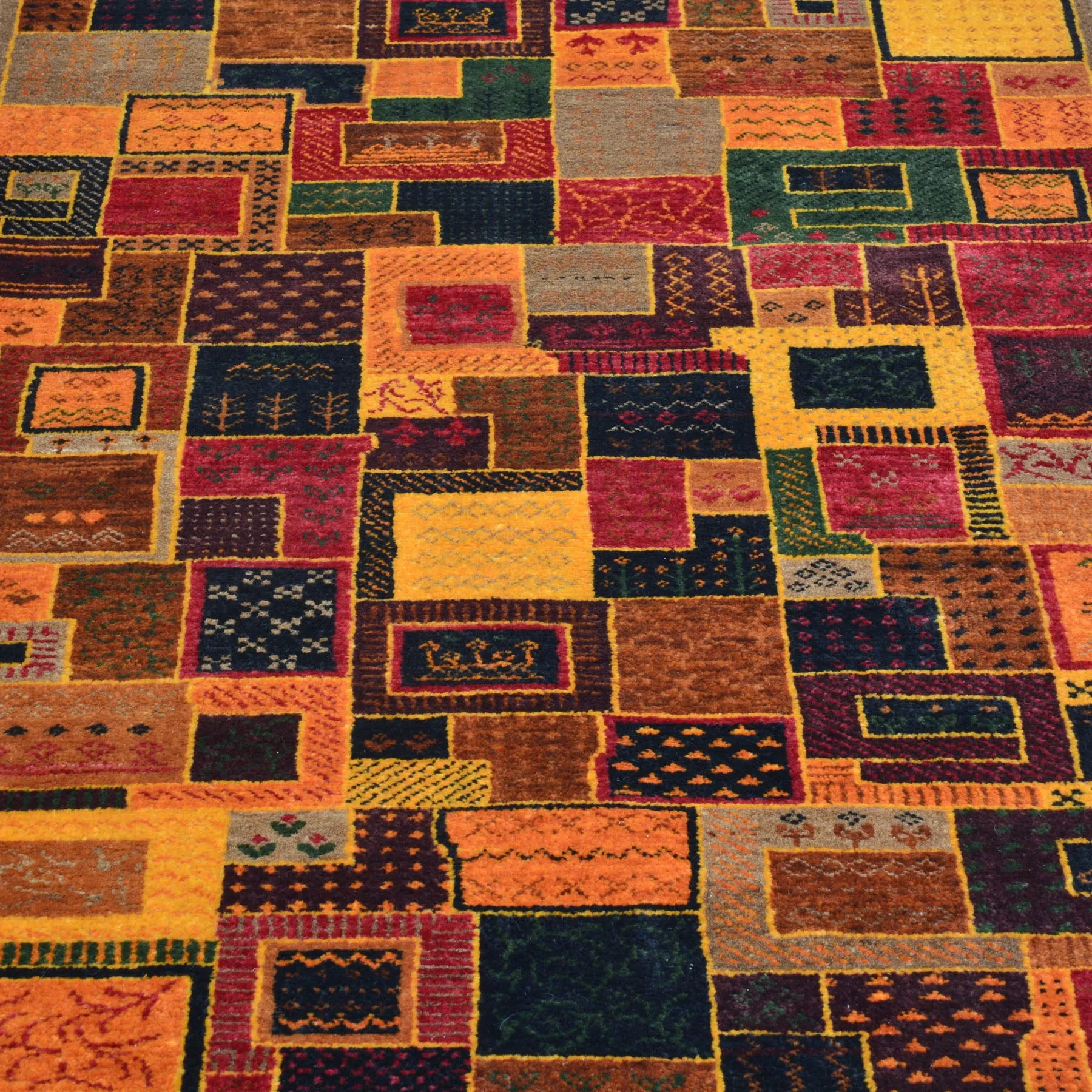 Hand-Knotted Modern Gabbeh Design Wool Oriental Rug  (Size 2.8 X 9.7) Cwral-120