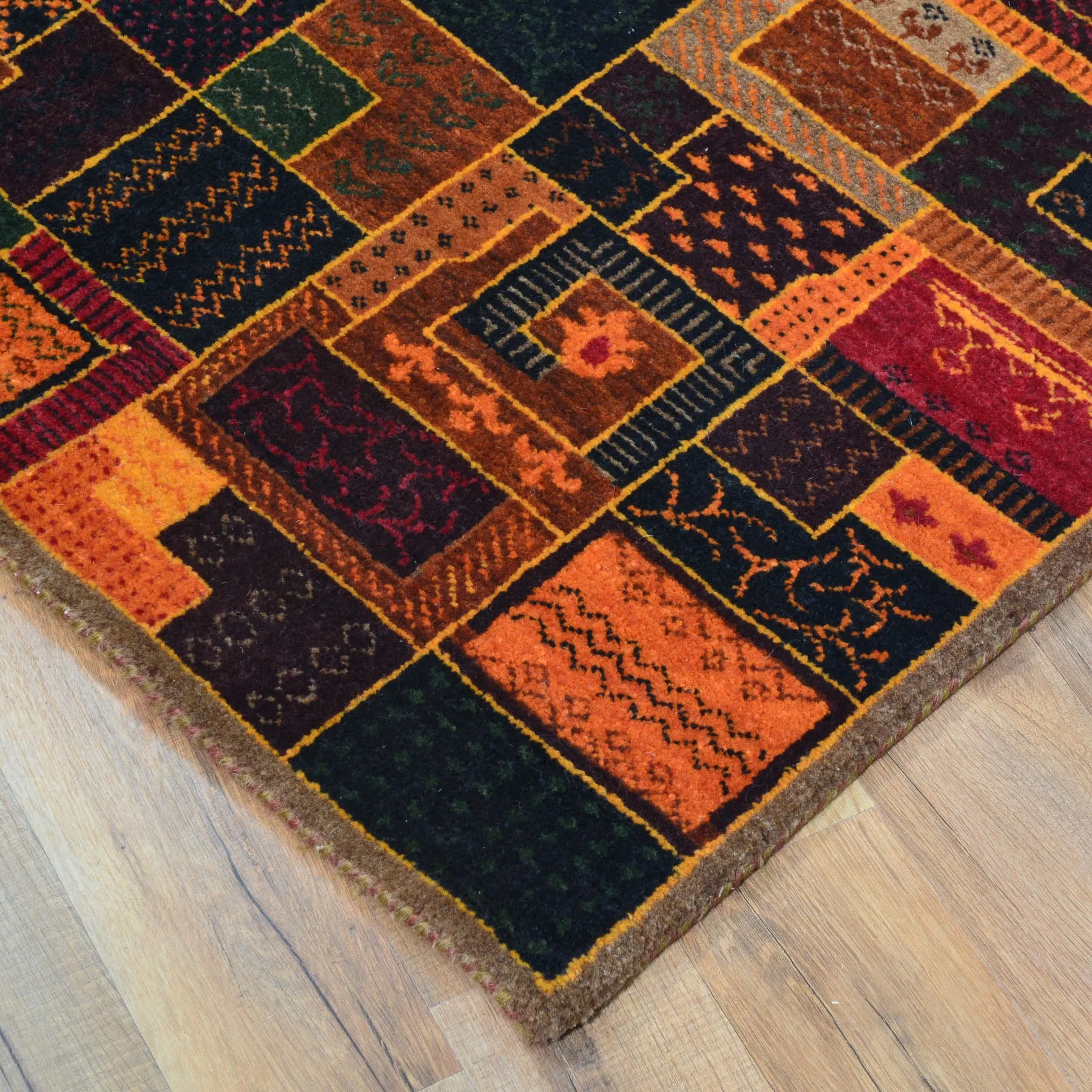 Hand-Knotted Modern Gabbeh Design Wool Oriental Rug  (Size 2.8 X 9.7) Cwral-120