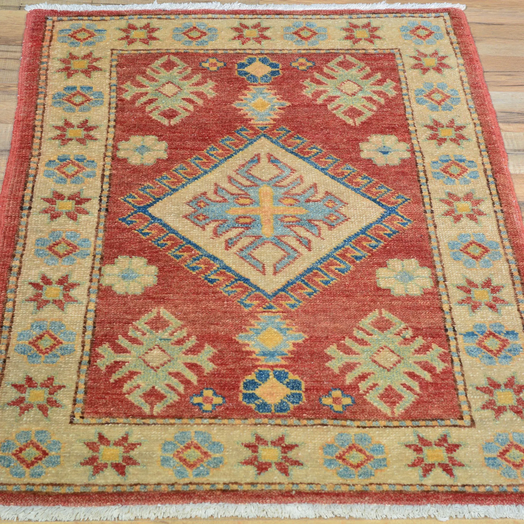 Hand-Knotted Oriental Kazak Tribal Design Handmade Wool Rug (Size 2.3 X 3.2) Cwral-7911
