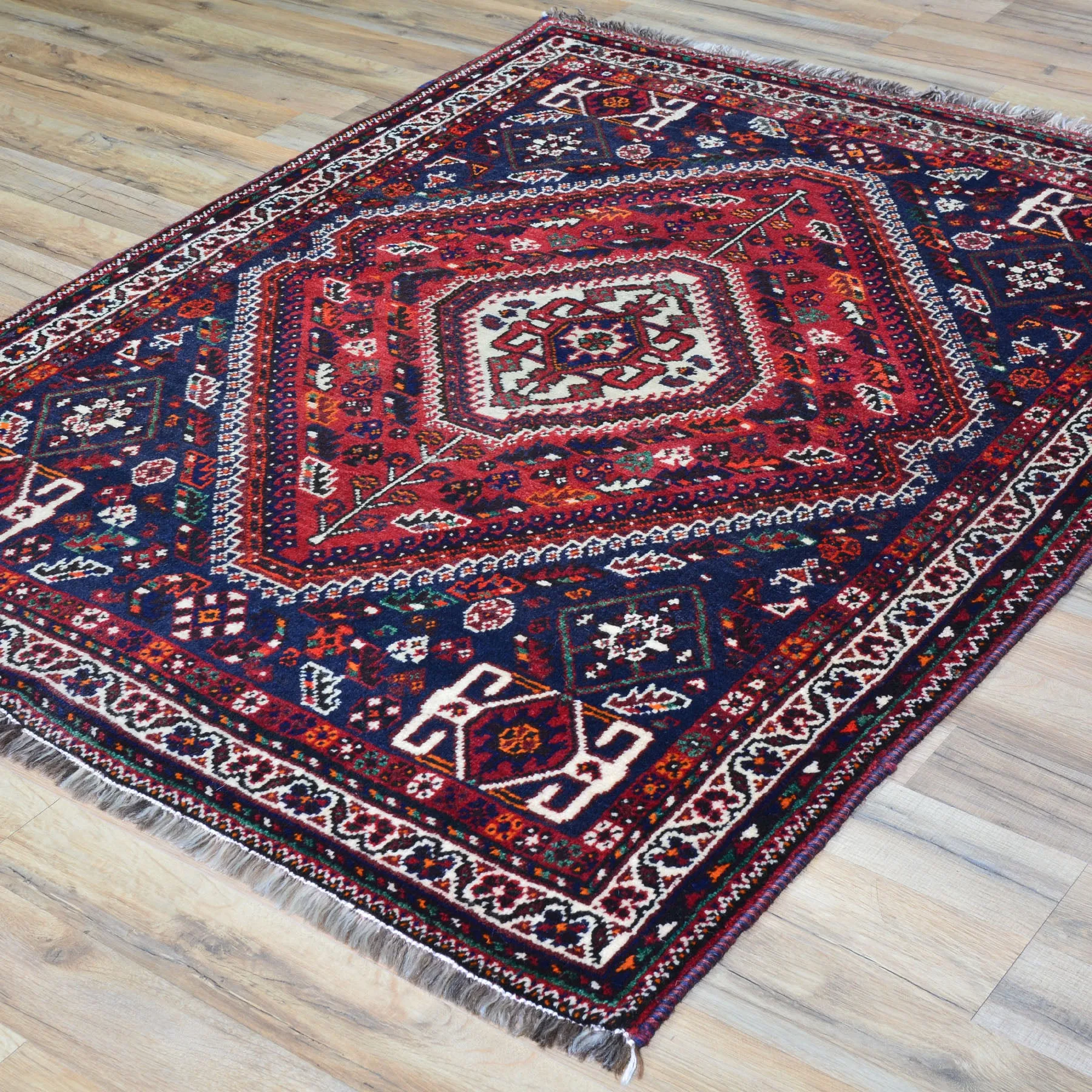 Hand-Knotted Oriental Persia Tribal Wool Rug (Size 3.11 X 5.3) Cwral-7800