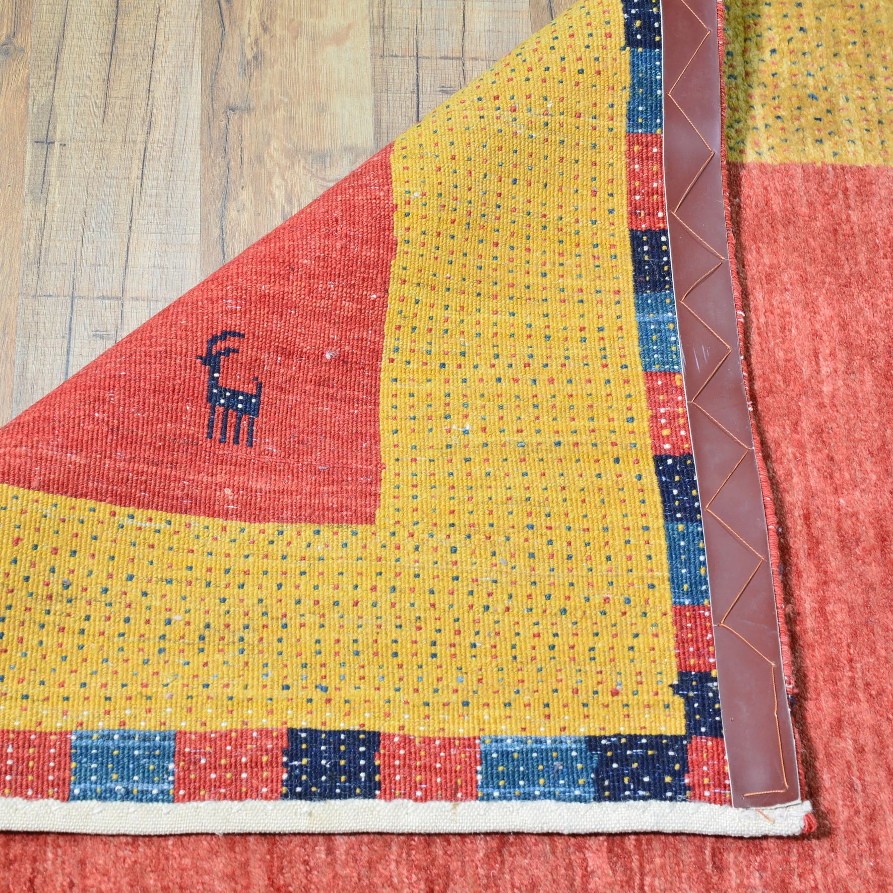 Hand-Knotted Oriental Persian Gabbeh Handmade 100% Wool Rug (Size 3.5 X 4.7) Cwral-8367