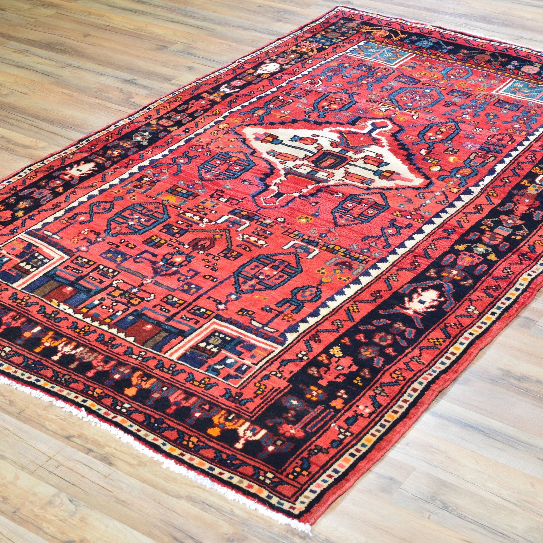 Hand-Knotted Oriental Persian Zanjan Tribal Handmade Wool Rug (Size 4.4 X 7.0) Cwral-7920