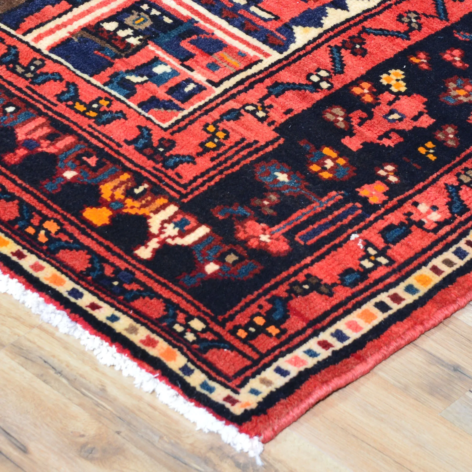 Hand-Knotted Oriental Persian Zanjan Tribal Handmade Wool Rug (Size 4.4 X 7.0) Cwral-7920