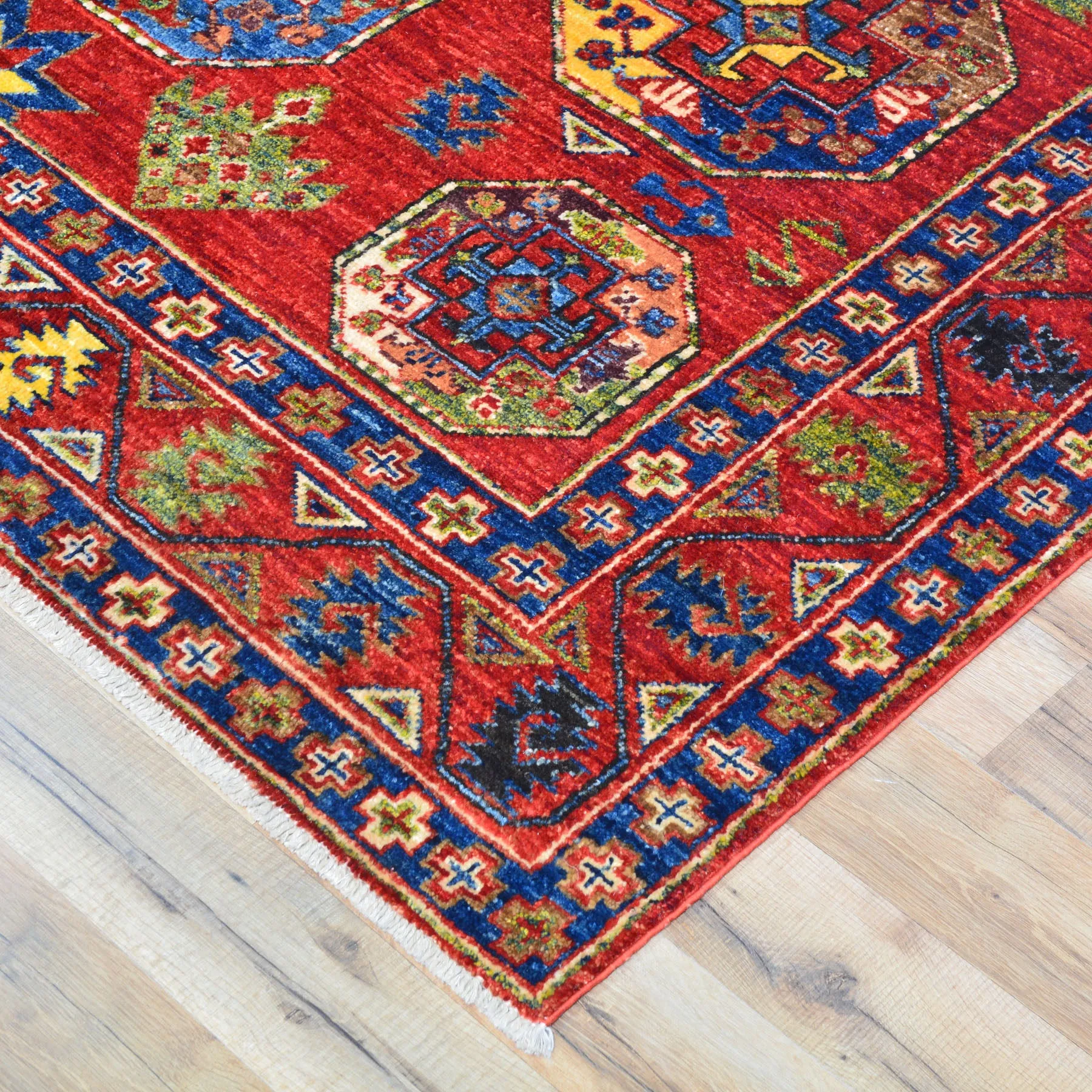 Hand-Knotted Oriental Tribal Handmade 100% Wool Rug (Size 5.0 X 6.8) Cwral-10044