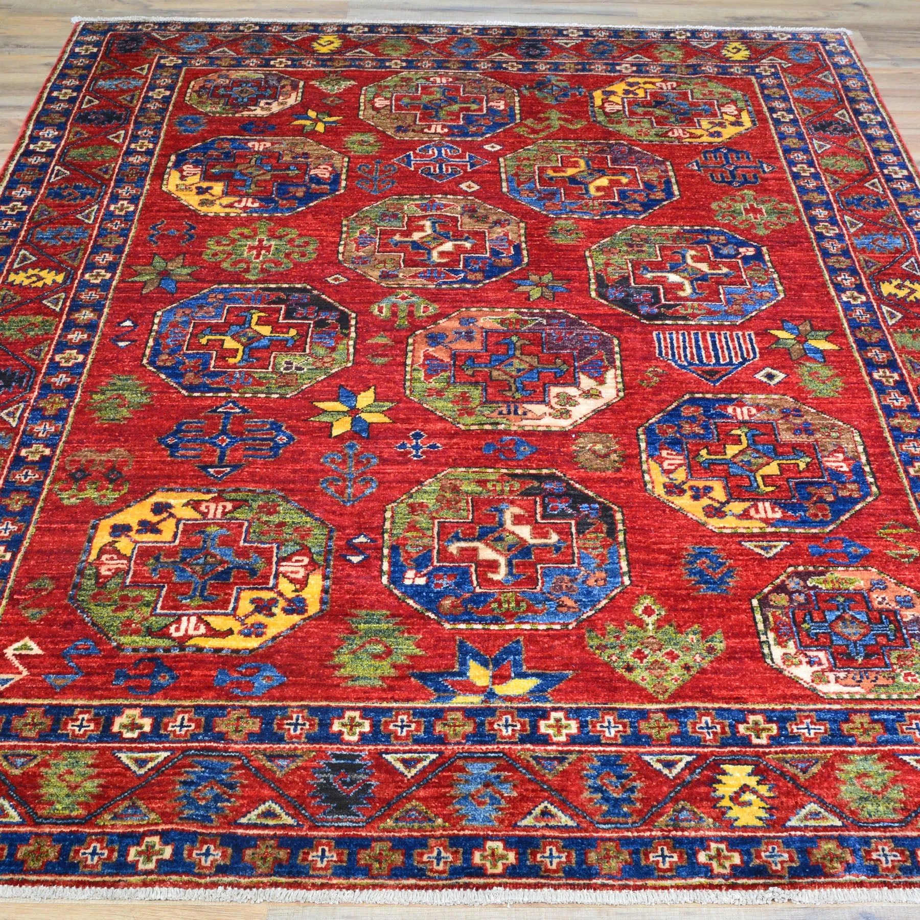 Hand-Knotted Oriental Tribal Handmade 100% Wool Rug (Size 5.0 X 6.8) Cwral-10044