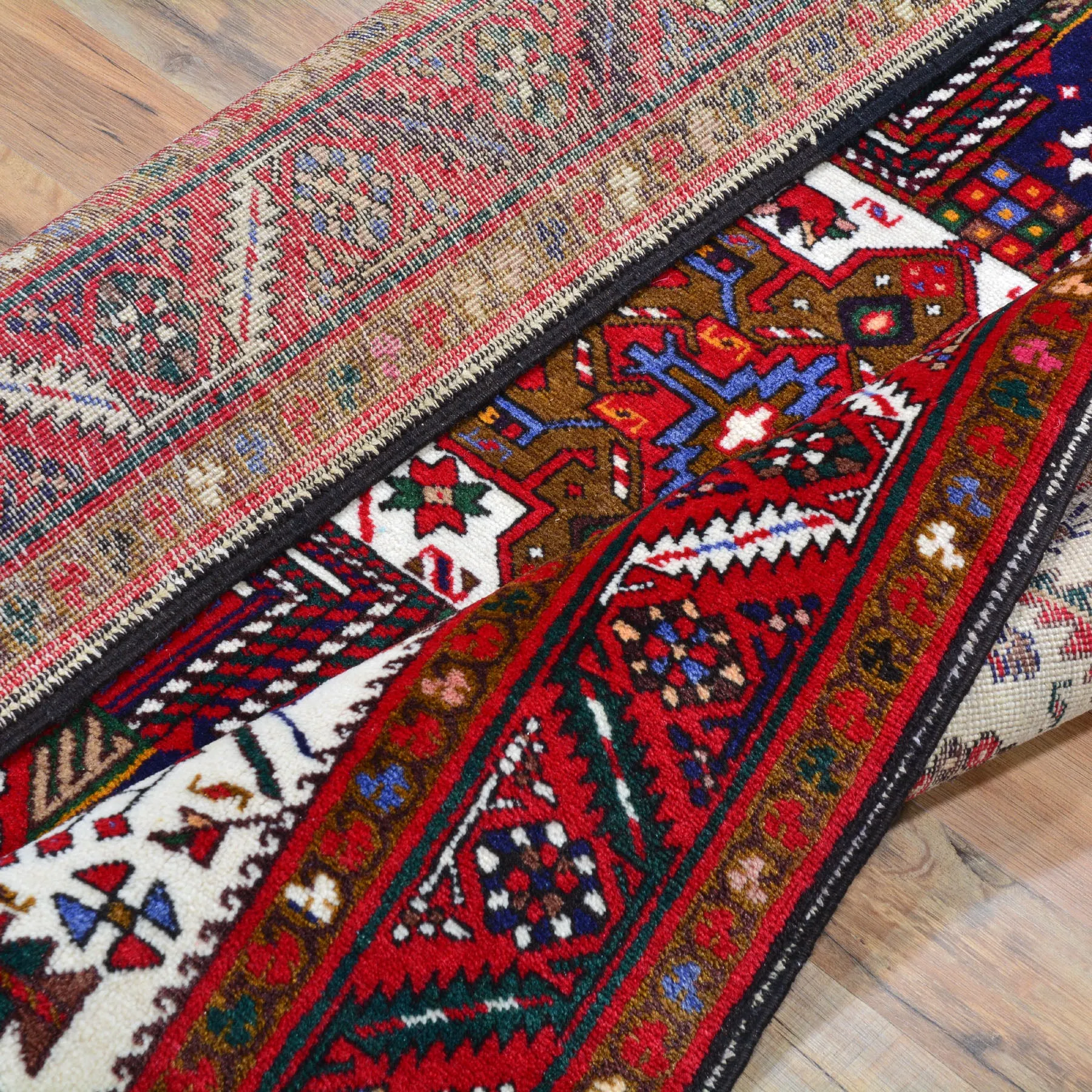 Hand-Knotted Oriental Tribal Traditional Design Handmade Wool Rug (Size 3.10 X 5.5) Brral-4713