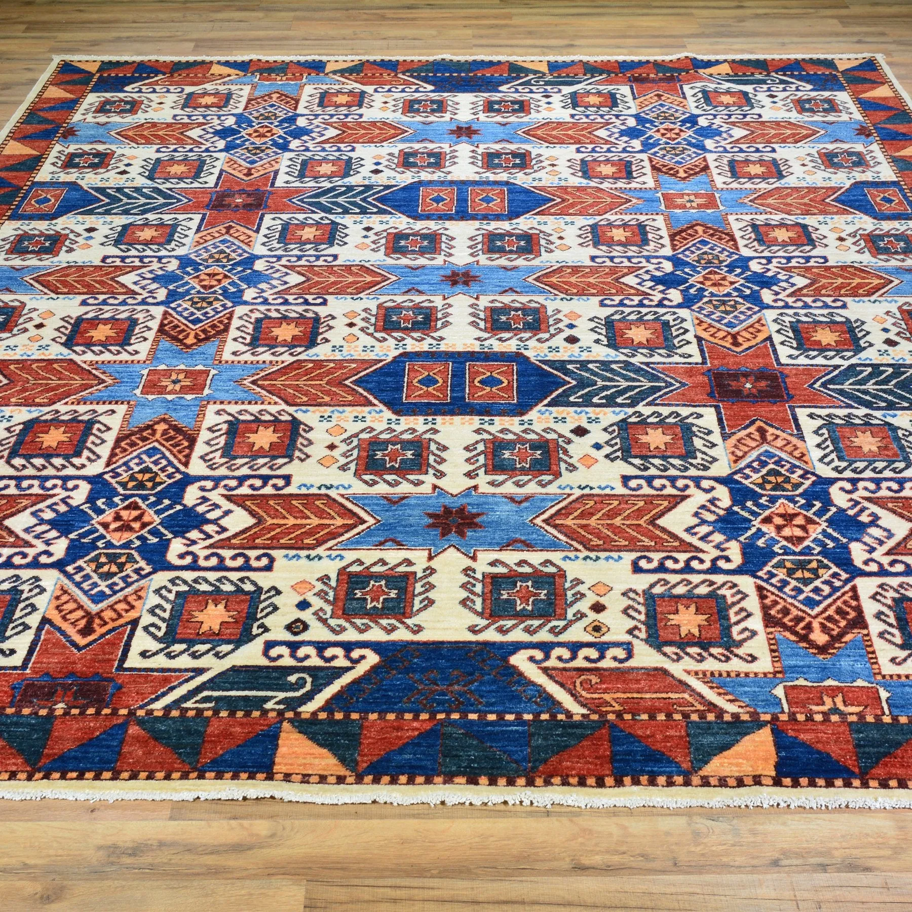 Hand-Knotted Peshawar Geometric Design Wool Rug (Size 8.1 X 9.9) Brral-3360