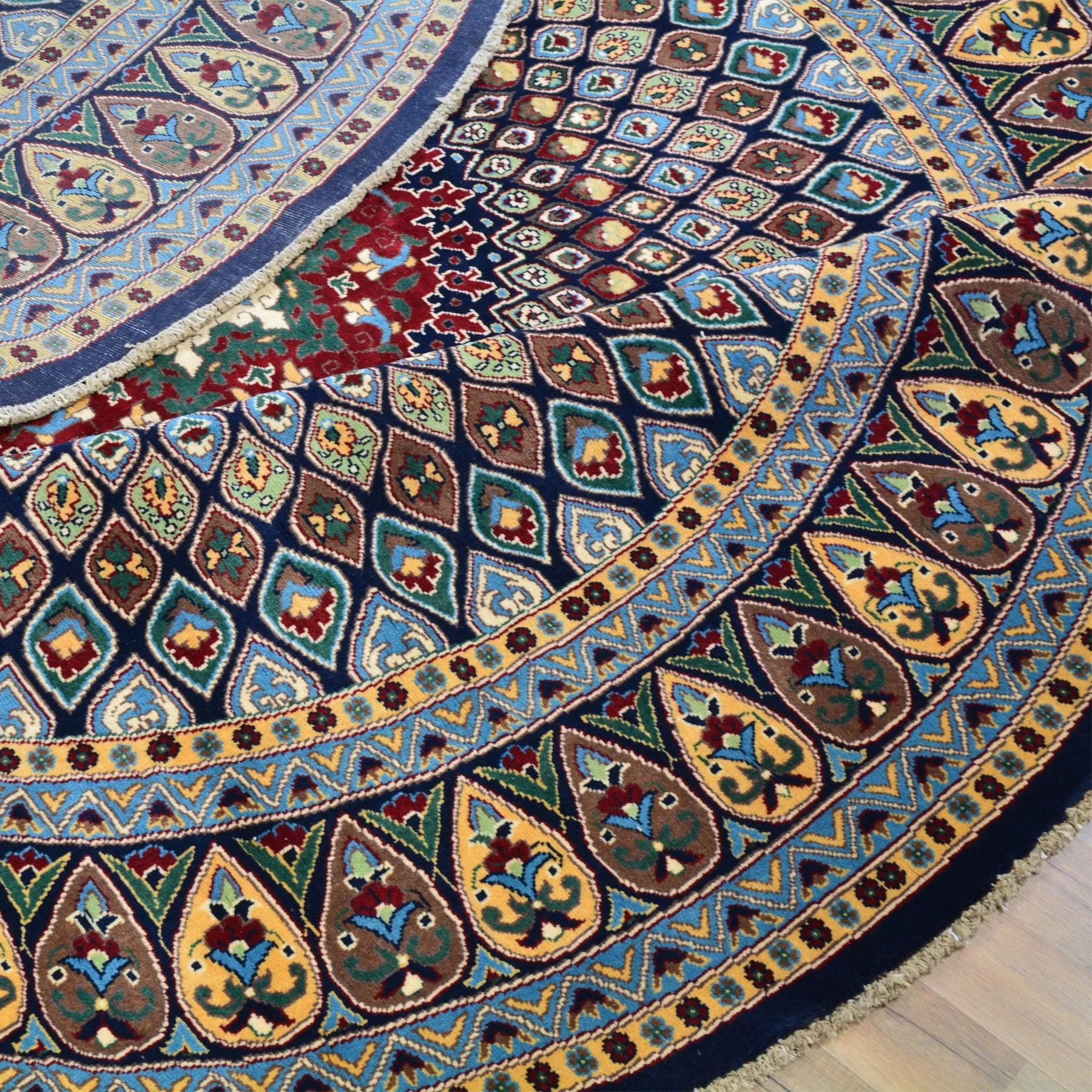 Hand-Knotted Round Peshawar Wool Handmade Rug (Size 8.3 X 8.3) Brral-6471