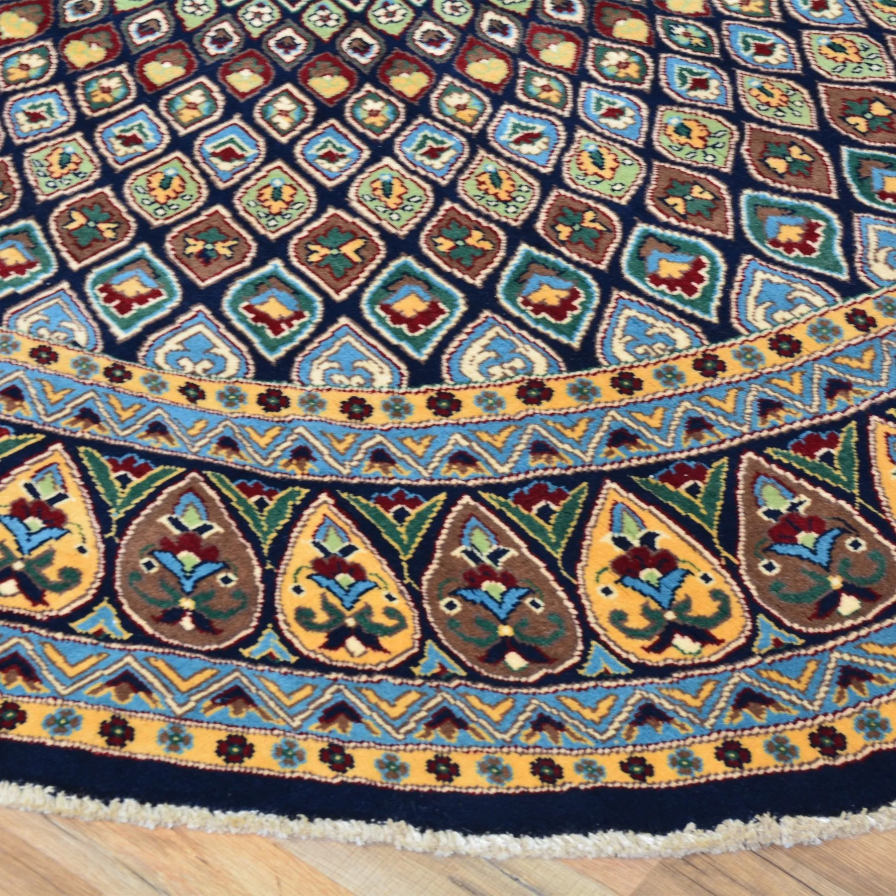 Hand-Knotted Round Peshawar Wool Handmade Rug (Size 8.3 X 8.3) Brral-6471