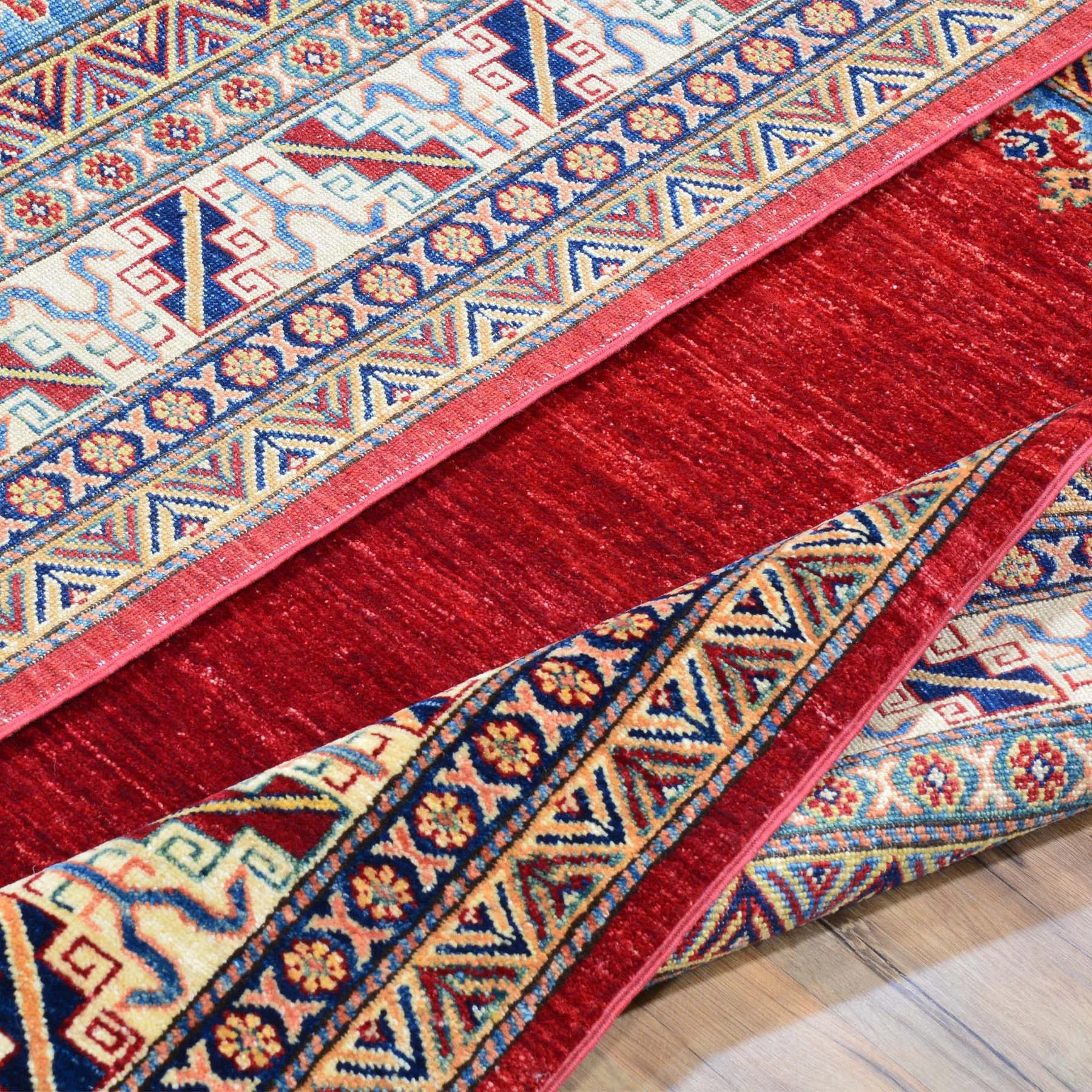 Hand-Knotted Super Kazak Design Handmade Wool Rug (Size 5.0 X 6.7) Brral-4812