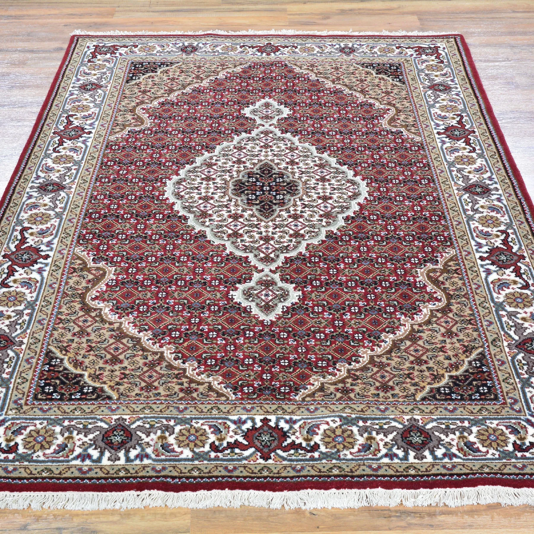 Hand-Knotted Tabriz Design Handmade Wool Rug (Size 4.2X 6.2) Brral-6645