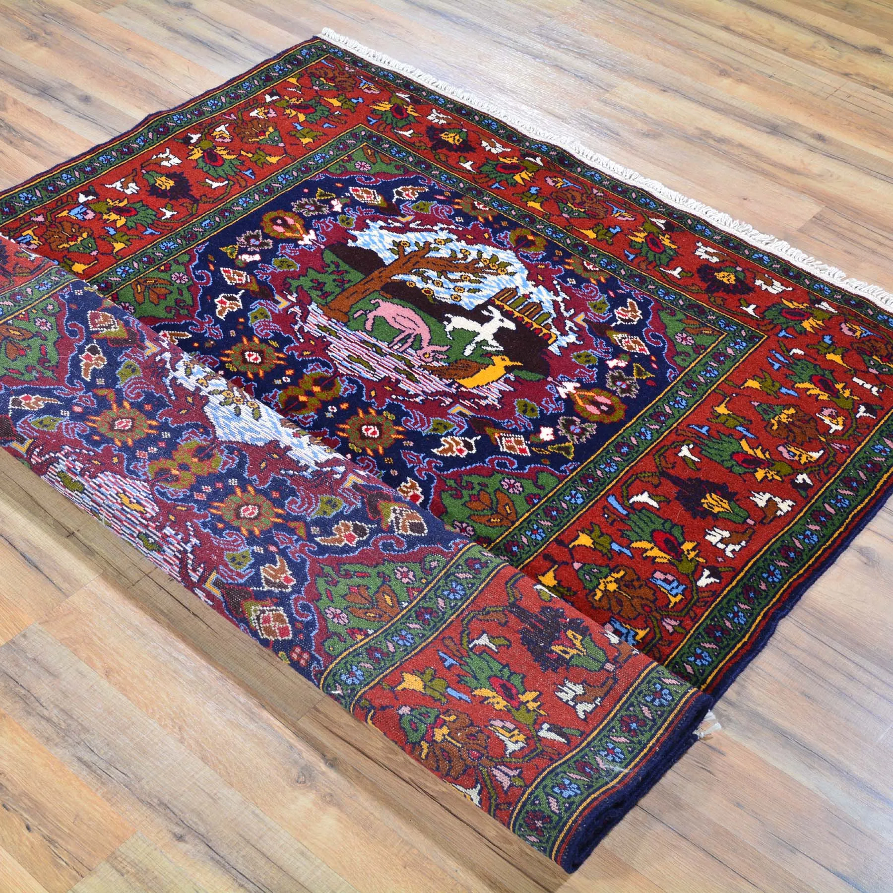 Hand-Knotted Tribal Animal Print Handmade Wool Rug (Size 4.2 X 6.2) Brral-4878
