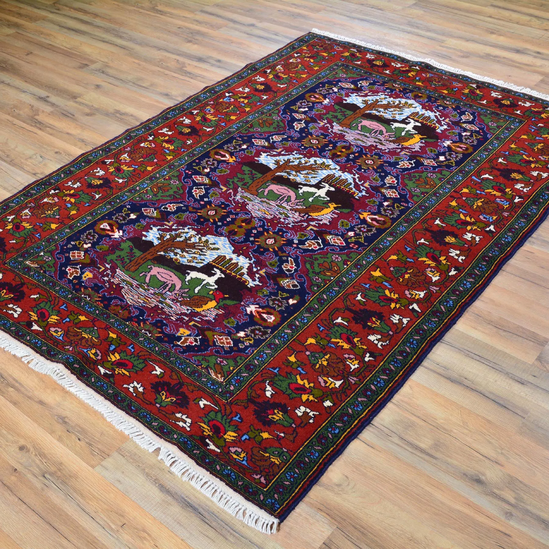 Hand-Knotted Tribal Animal Print Handmade Wool Rug (Size 4.2 X 6.2) Brral-4878