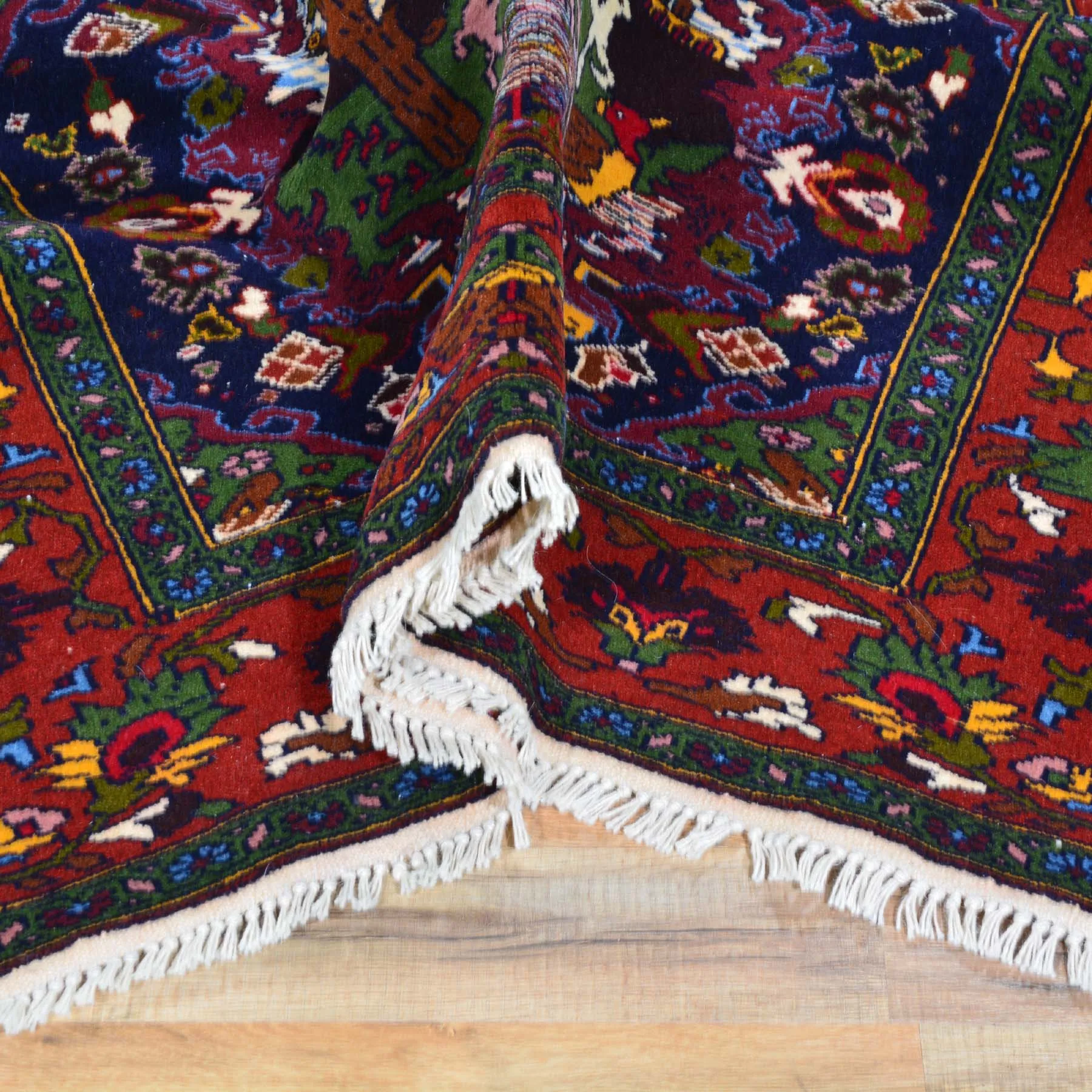 Hand-Knotted Tribal Animal Print Handmade Wool Rug (Size 4.2 X 6.2) Brral-4878