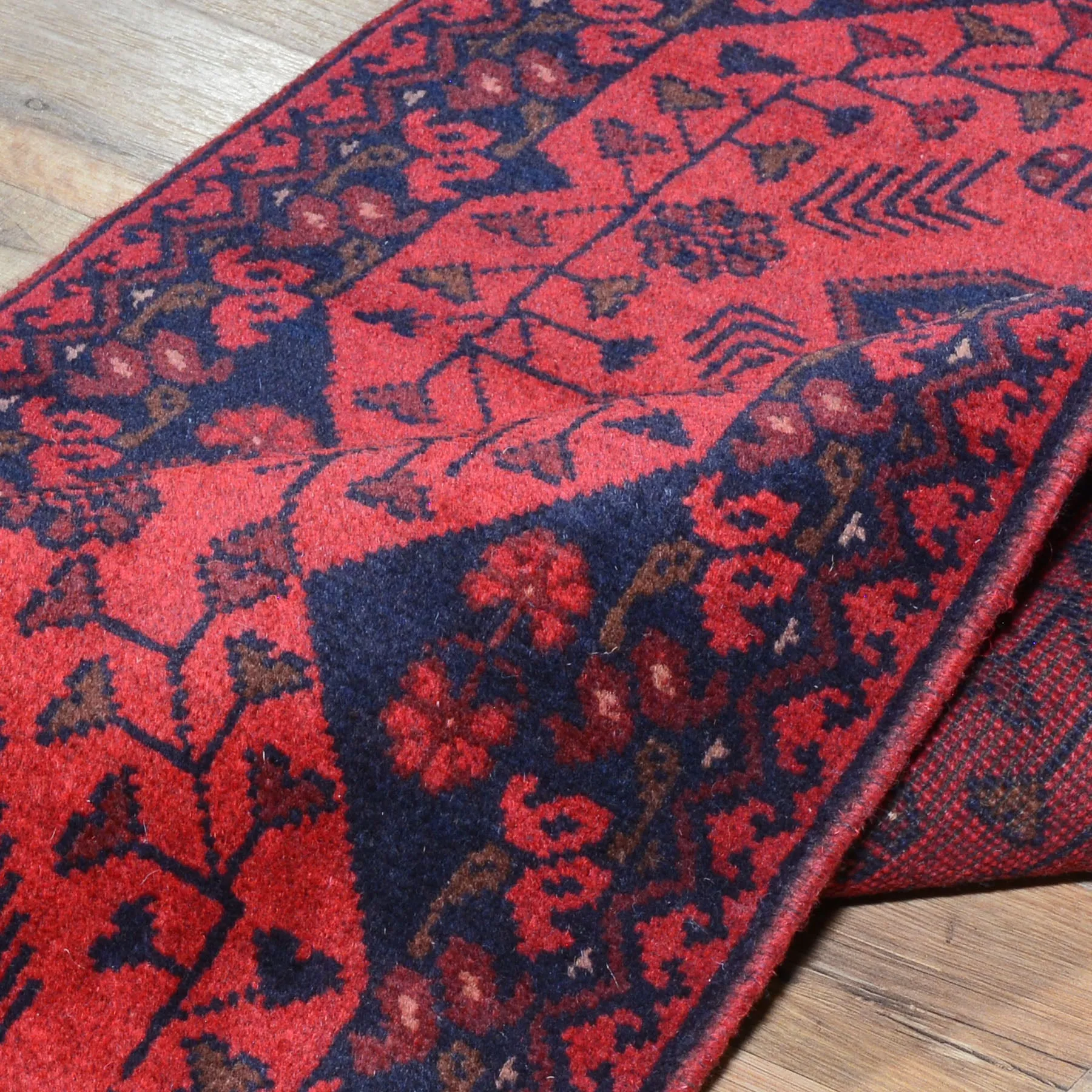 Hand-Knotted Tribal Design Handmade Red Color Wool Rug (Size 1.9 X 4.5) Cwral-7965