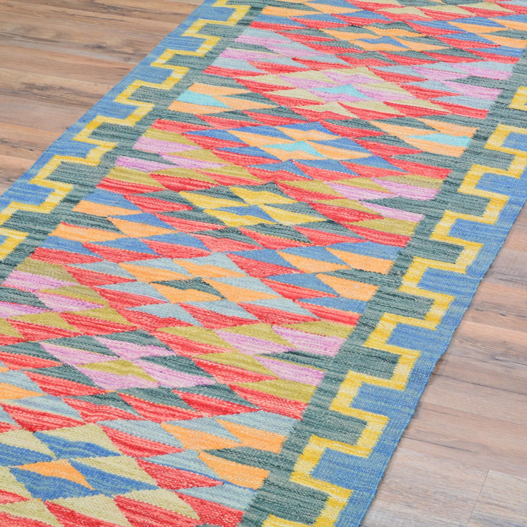 Hand-Woven Reversible Momana Kilim Handmade Wool Rug (Size 2.7 X 8.3) Cwral-10704