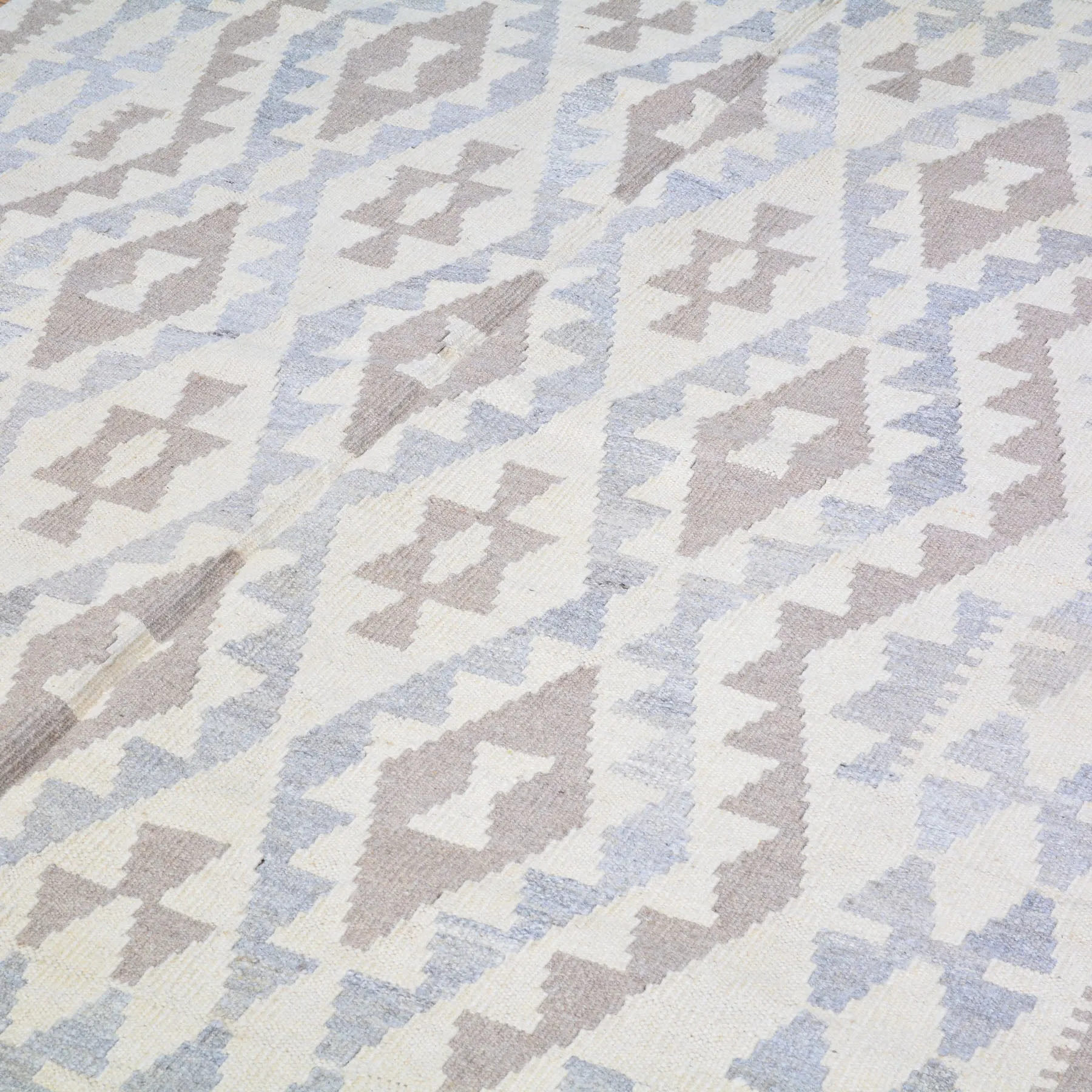 Hand-Woven Reversible Traditional Design Handmade Kilim Rug (Size 5.0 X 6.6) Cwral-10809