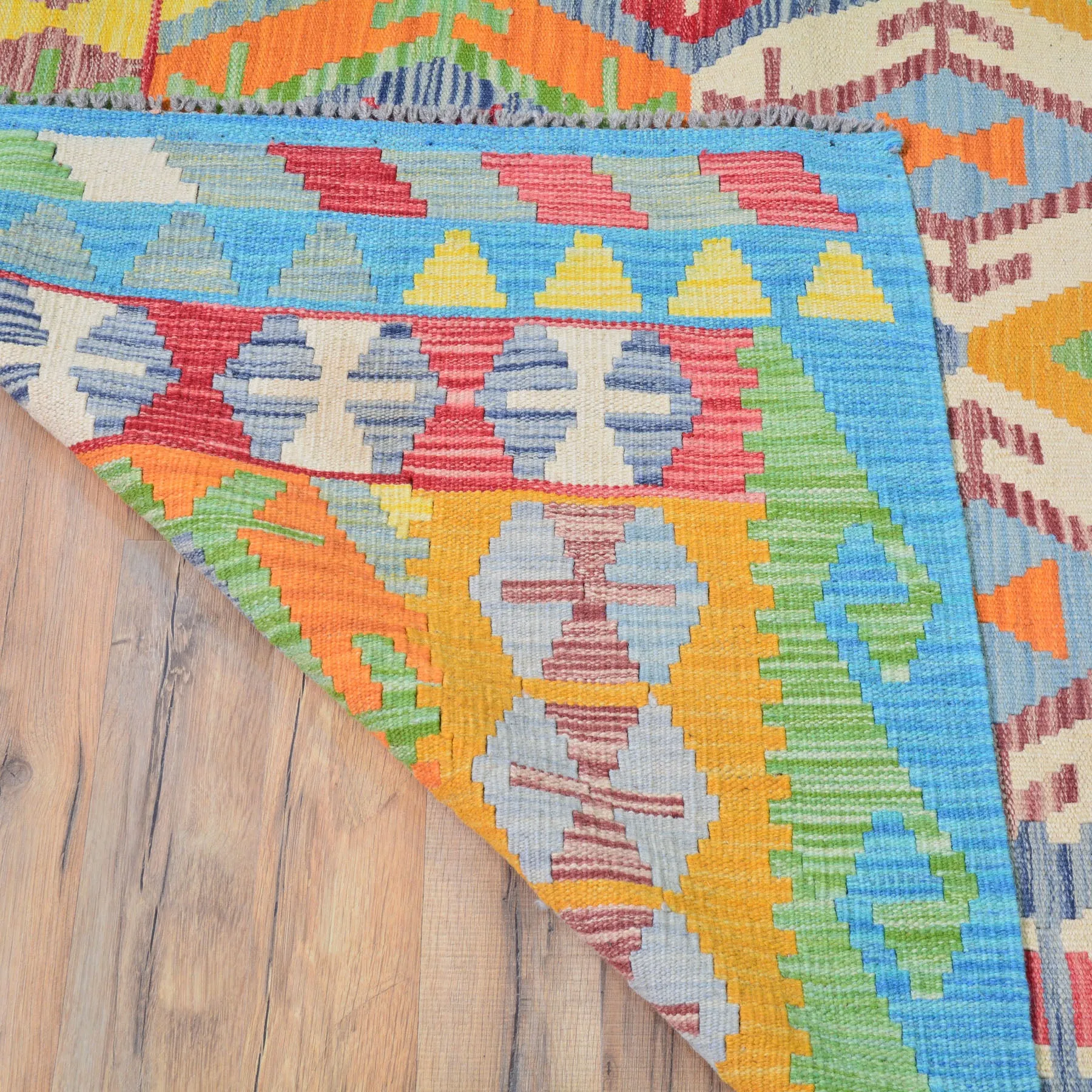 Hand-Woven Reversible Traditional Design Handmade Kilim Rug (Size 8.6 X 9.8) Cwral-10773