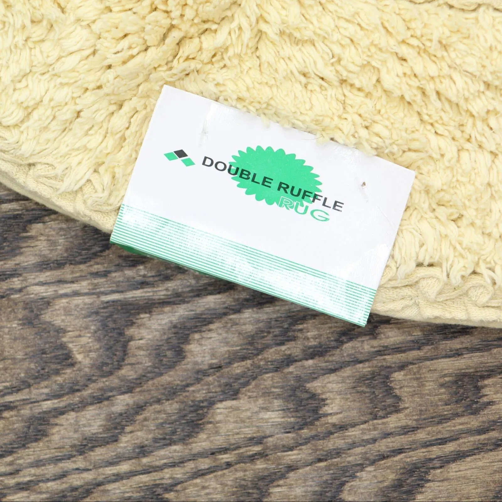 Home Weavers Bloomfield Ruffle Ring Bath Rug 16719ba7a6e445 Yellow 28" Round
