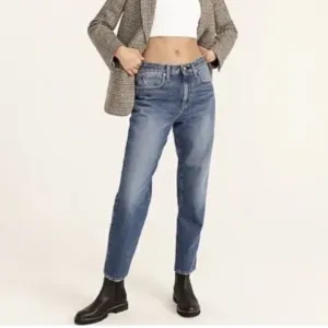 J. Crew Slouchy Boyfriend Jean in Bright Indigo Wash (32)