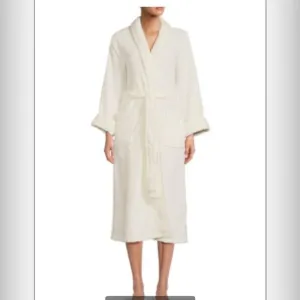 Jose Natori Cozy Plush Ivory White Belted  Robe M