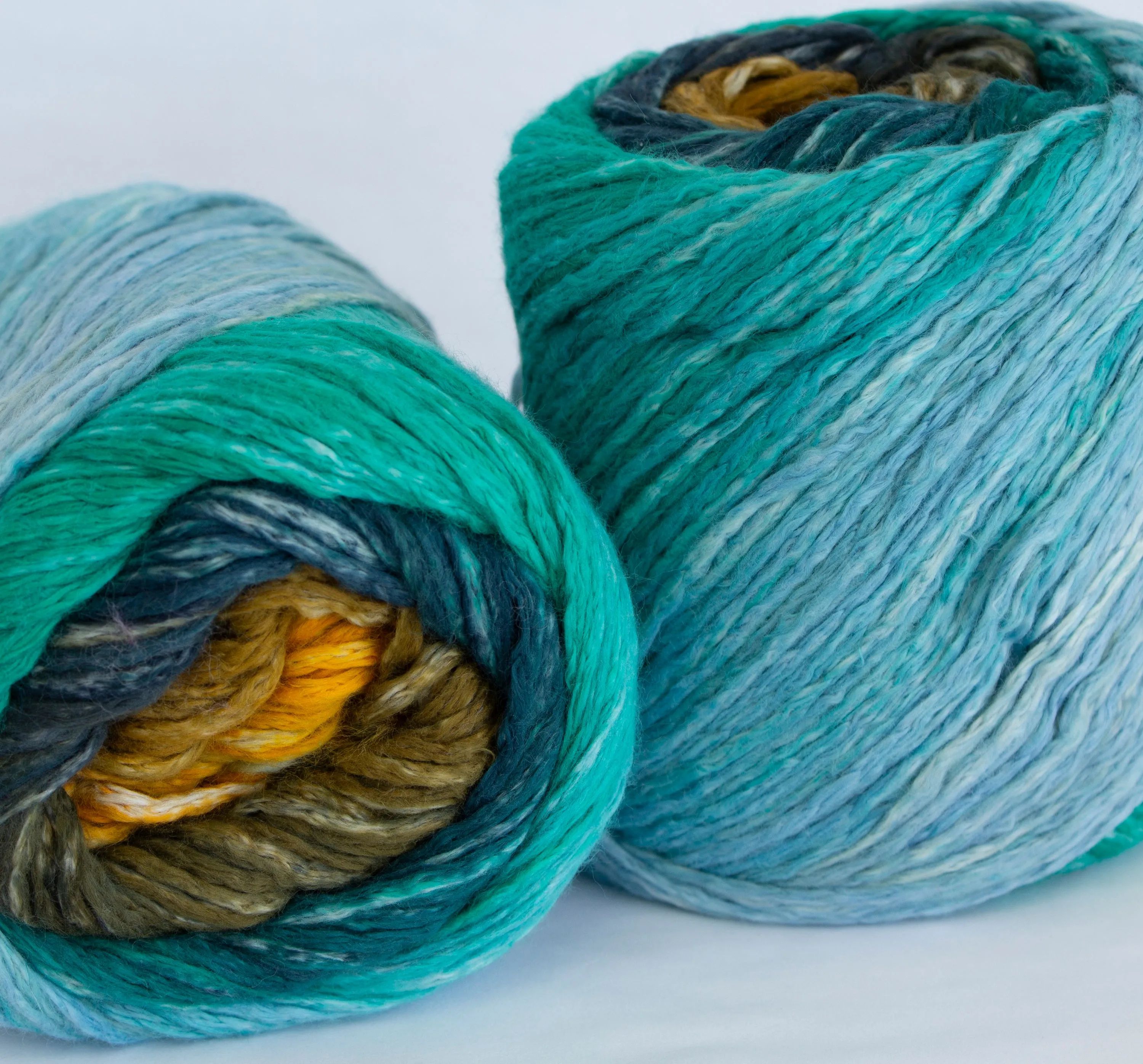 Juniper Moon Cumulus Rainbow