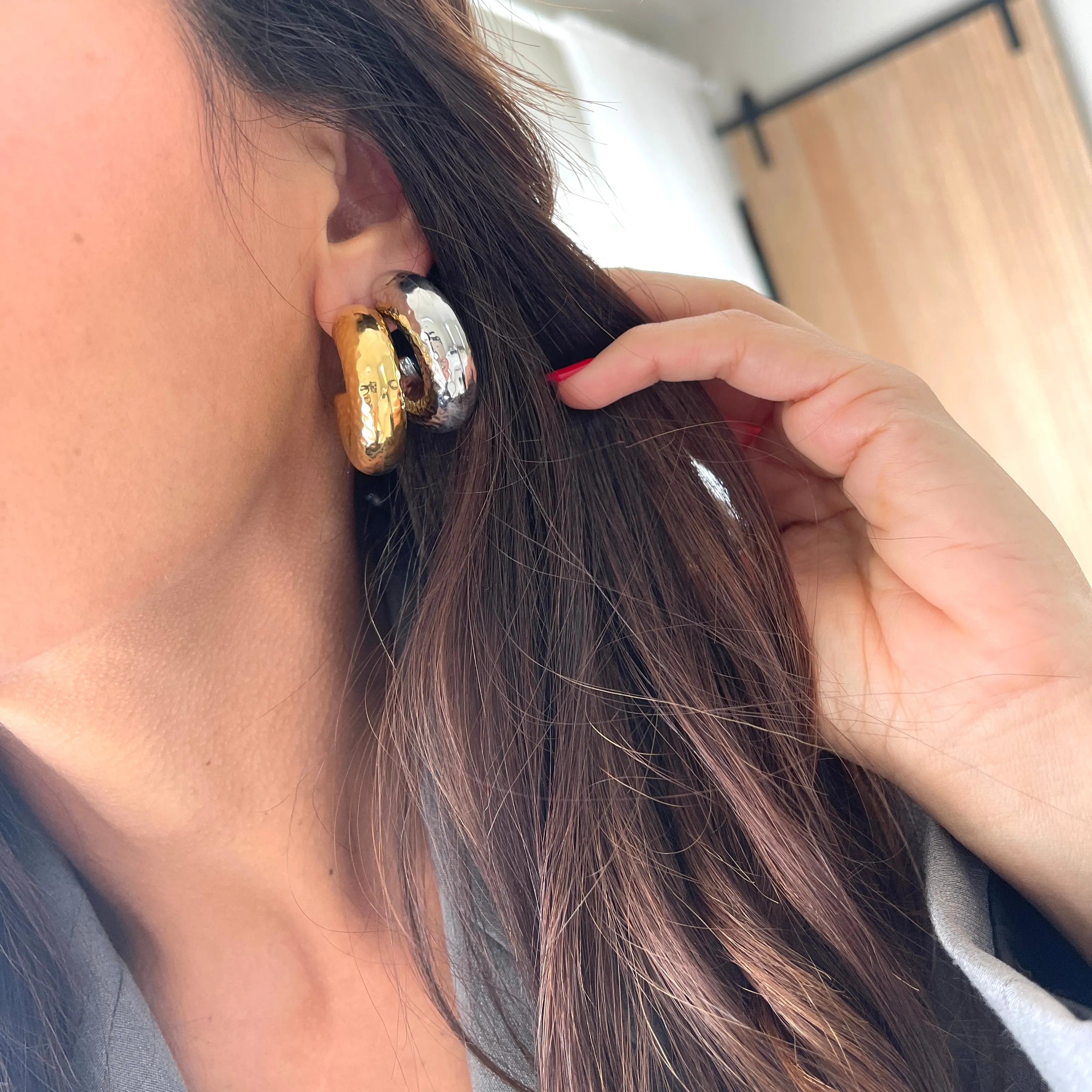 Kat Textured Hoops