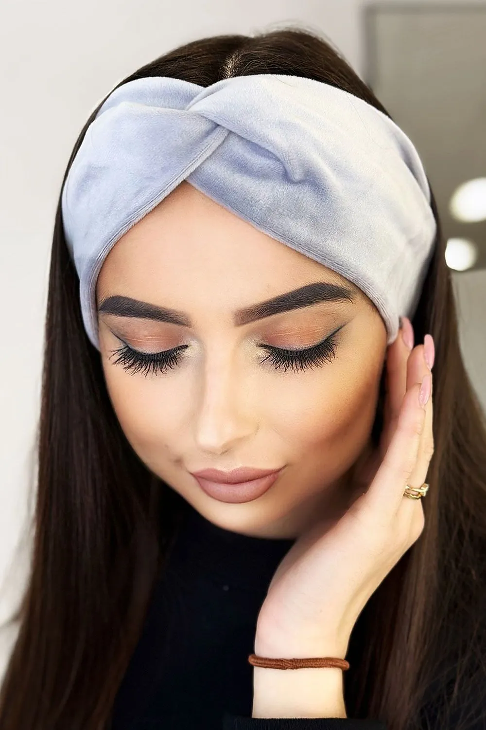 Knotted Velour Headband Elegance