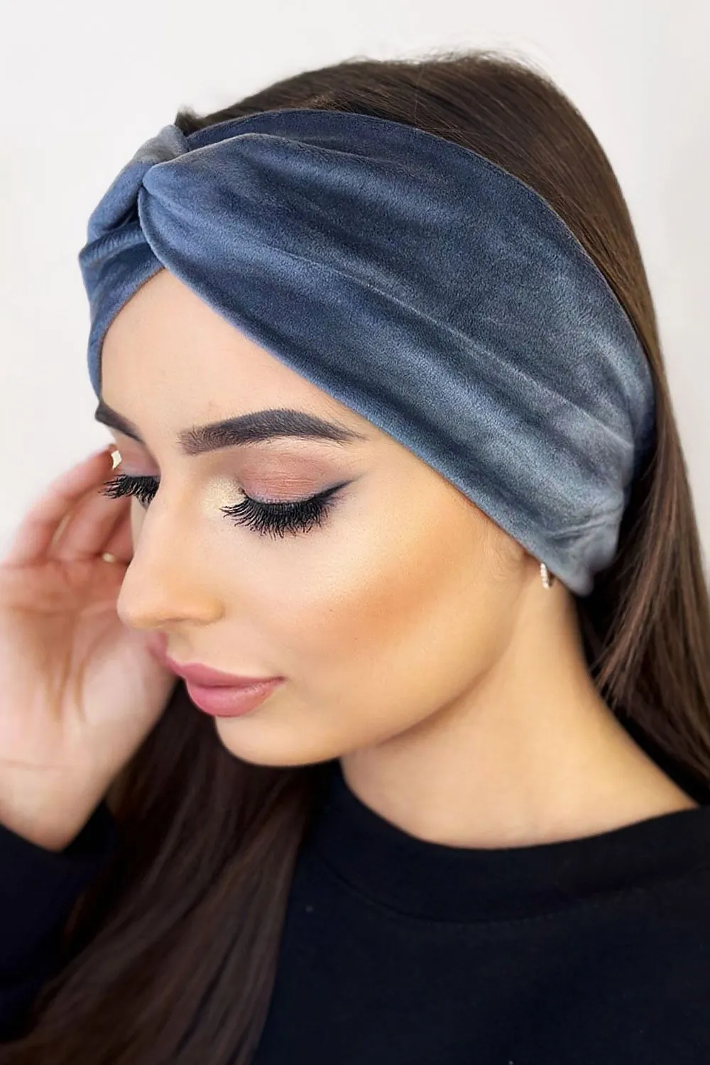 Knotted Velour Headband Elegance