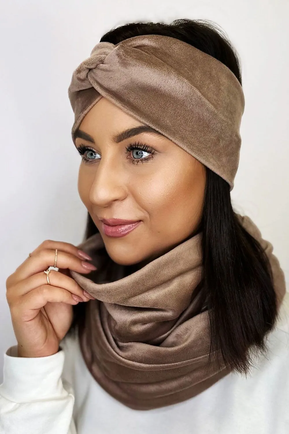 Knotted Velour Headband Elegance