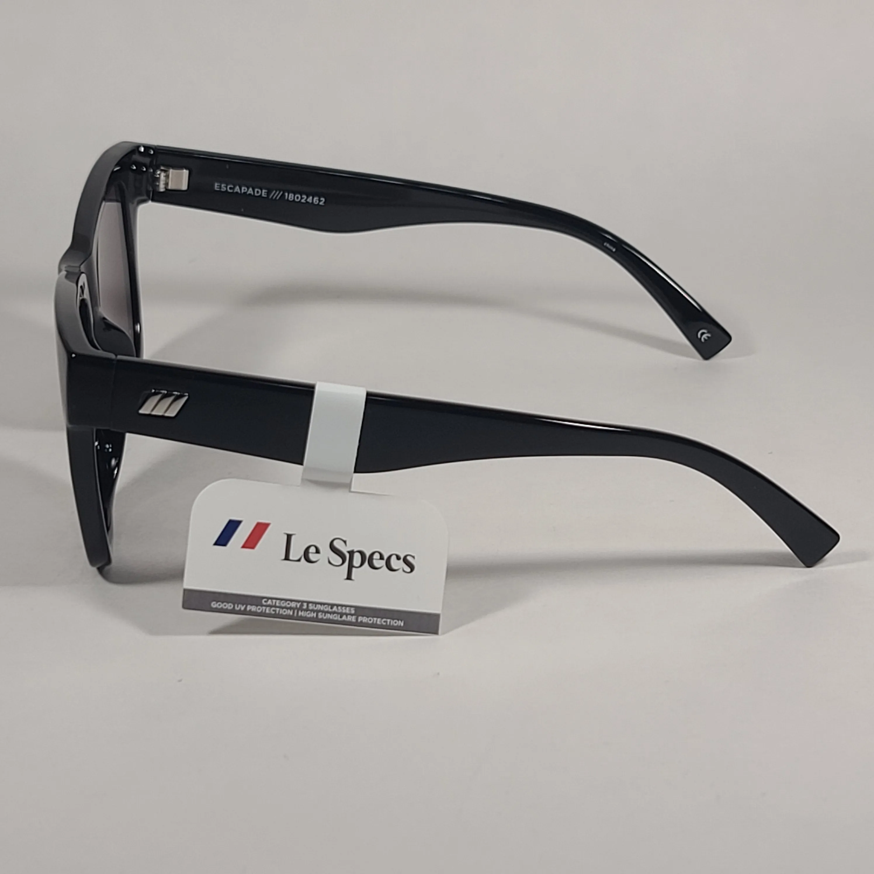 Le Specs Escapade Sunglasses Square Shiny Black Frame Smoke Gray Lens LSP1802462