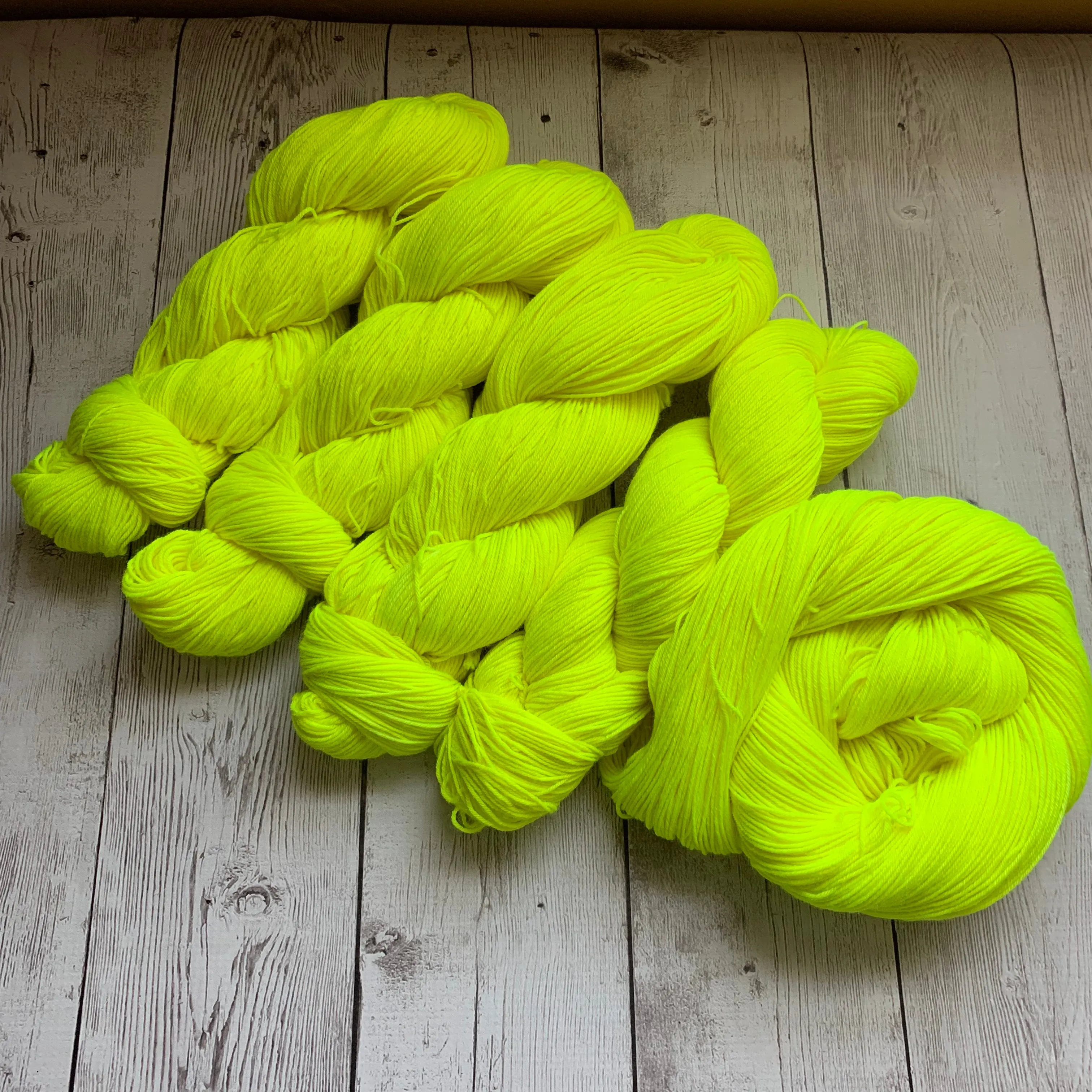 LEMON -  Semi-Solid Kettle Dyed Fing/ Sock weight - 463 yds 3.5 oz or 20 gr minis RTS (717)