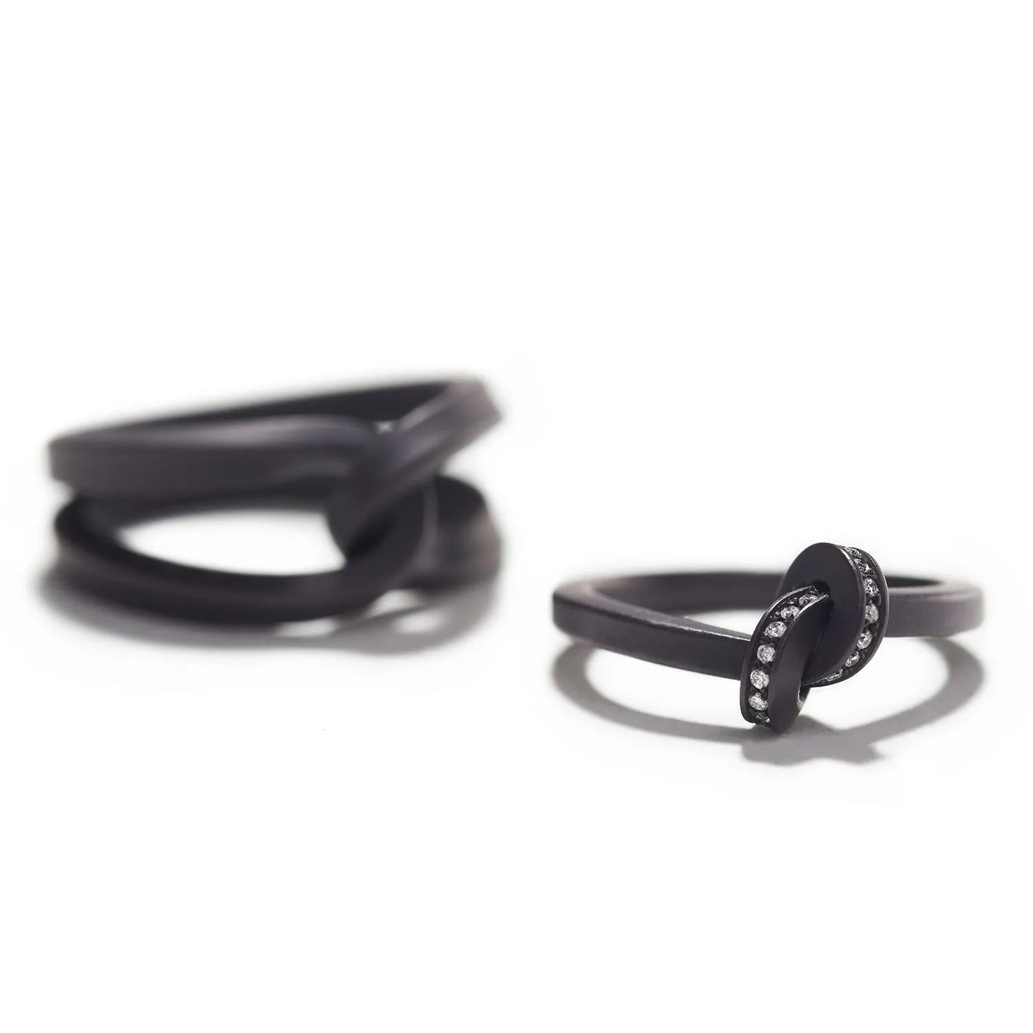 Loop Ring in Steel