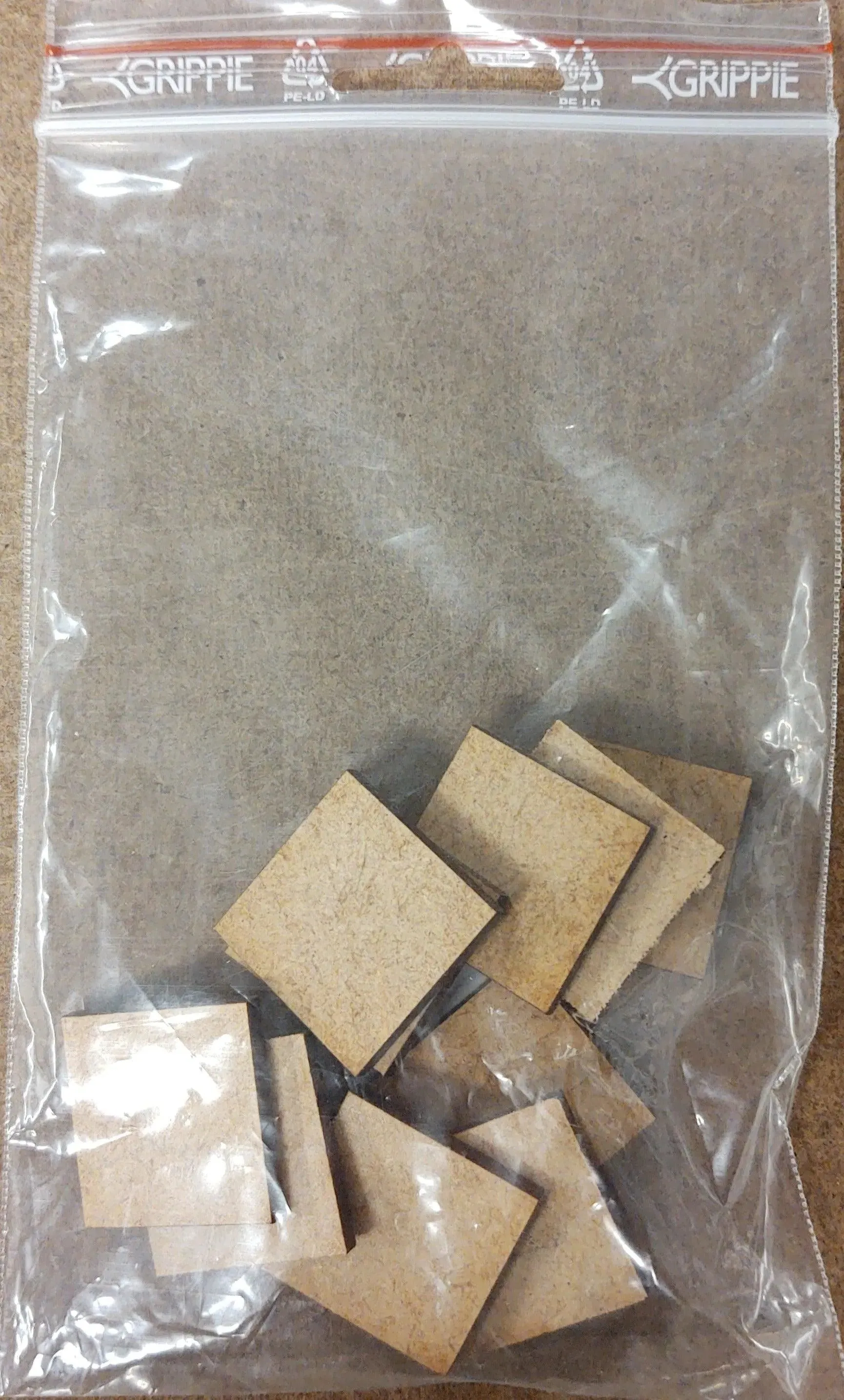 MDF Bases square 25x25mm (10)