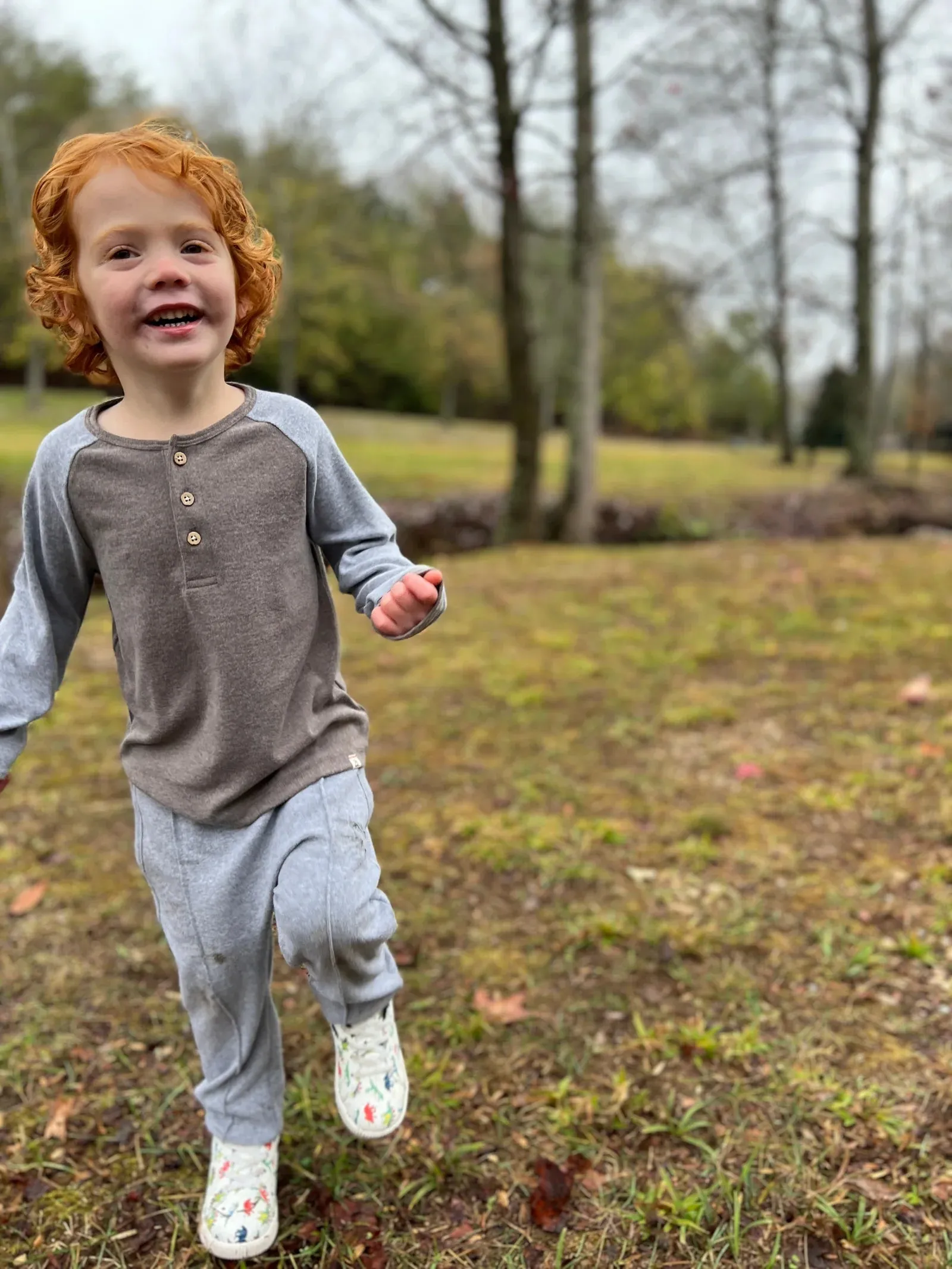 Me & Henry Boys “Lugoff” Mushroom Color Ragland Shirt: Size 3/4 to 8/9 Years