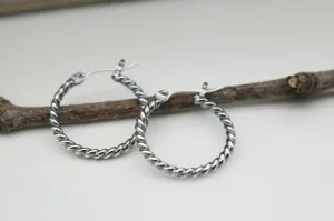 Medium Twisted Wire Hoop Earrings