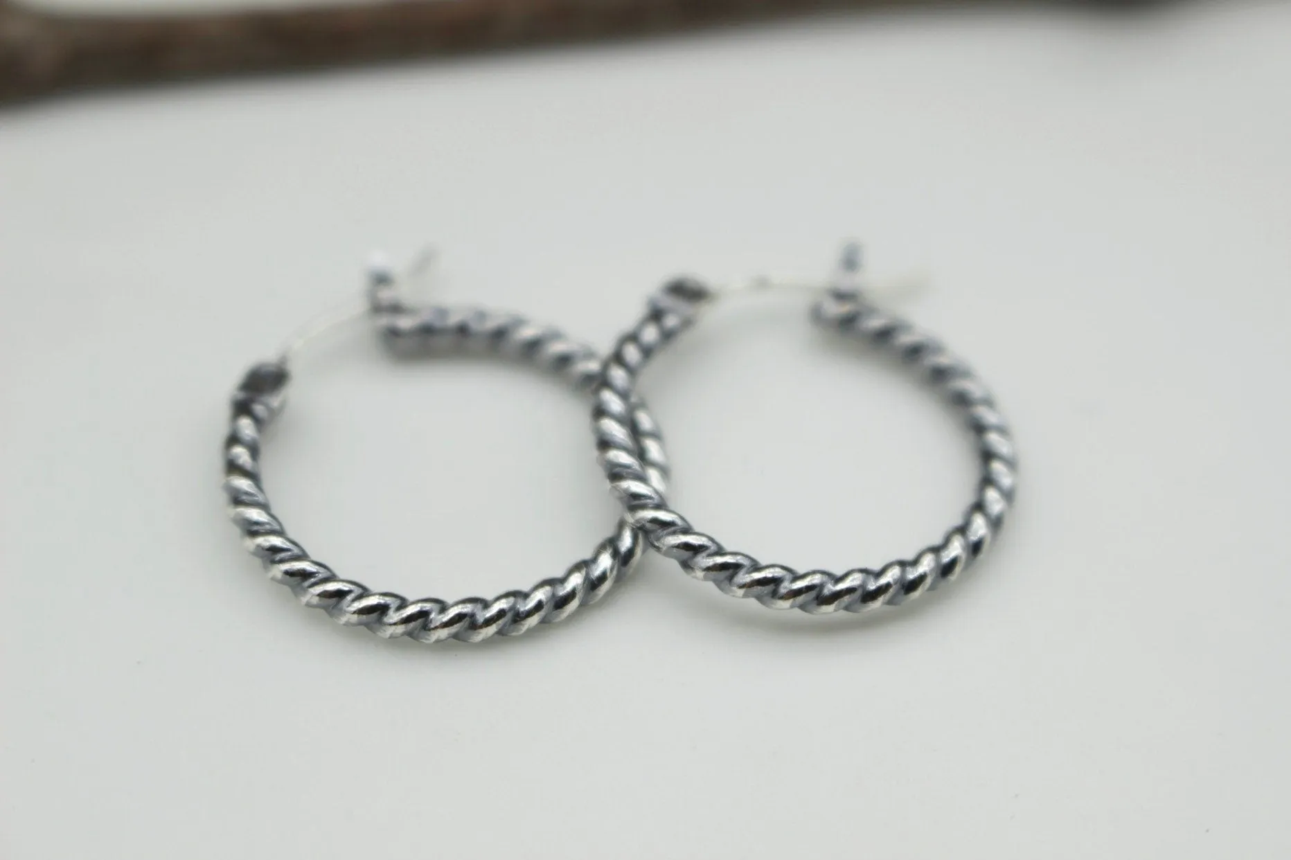 Medium Twisted Wire Hoop Earrings