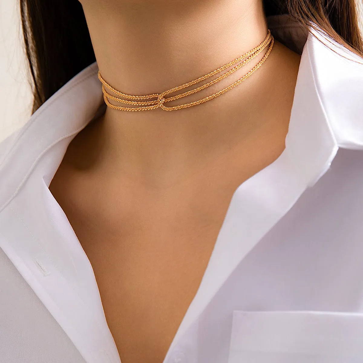 Minimalist Two Tone Twisted Choker Necklace