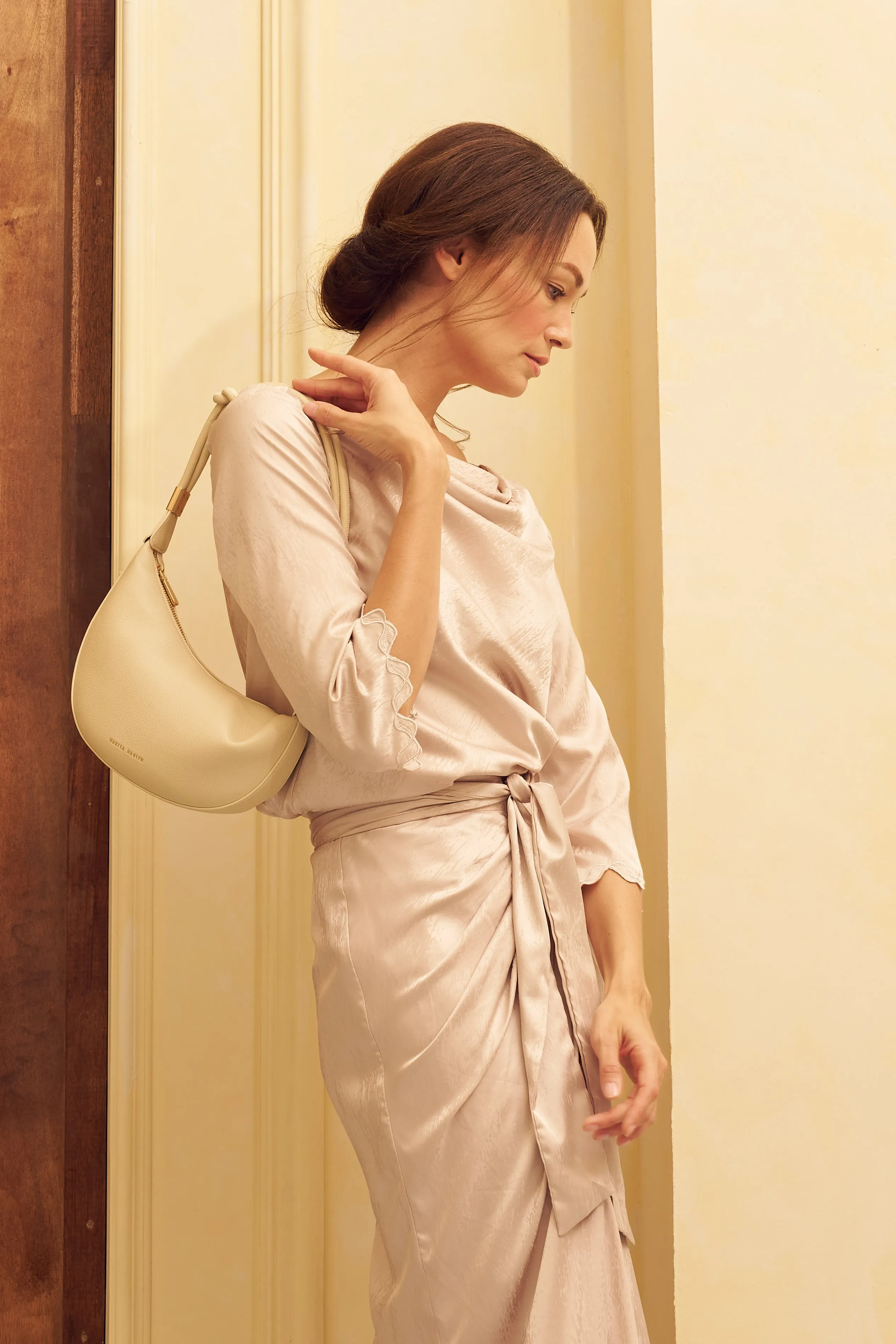 Nadia Knotted Shoulder Bag (Light Yellow)