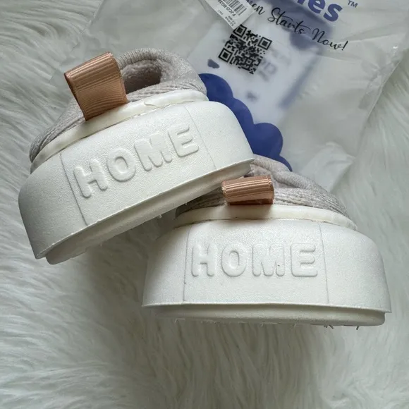 NEW! Cloudies - Cozy Slipper