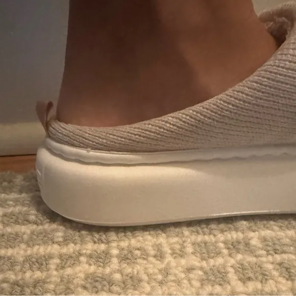 NEW! Cloudies - Cozy Slipper