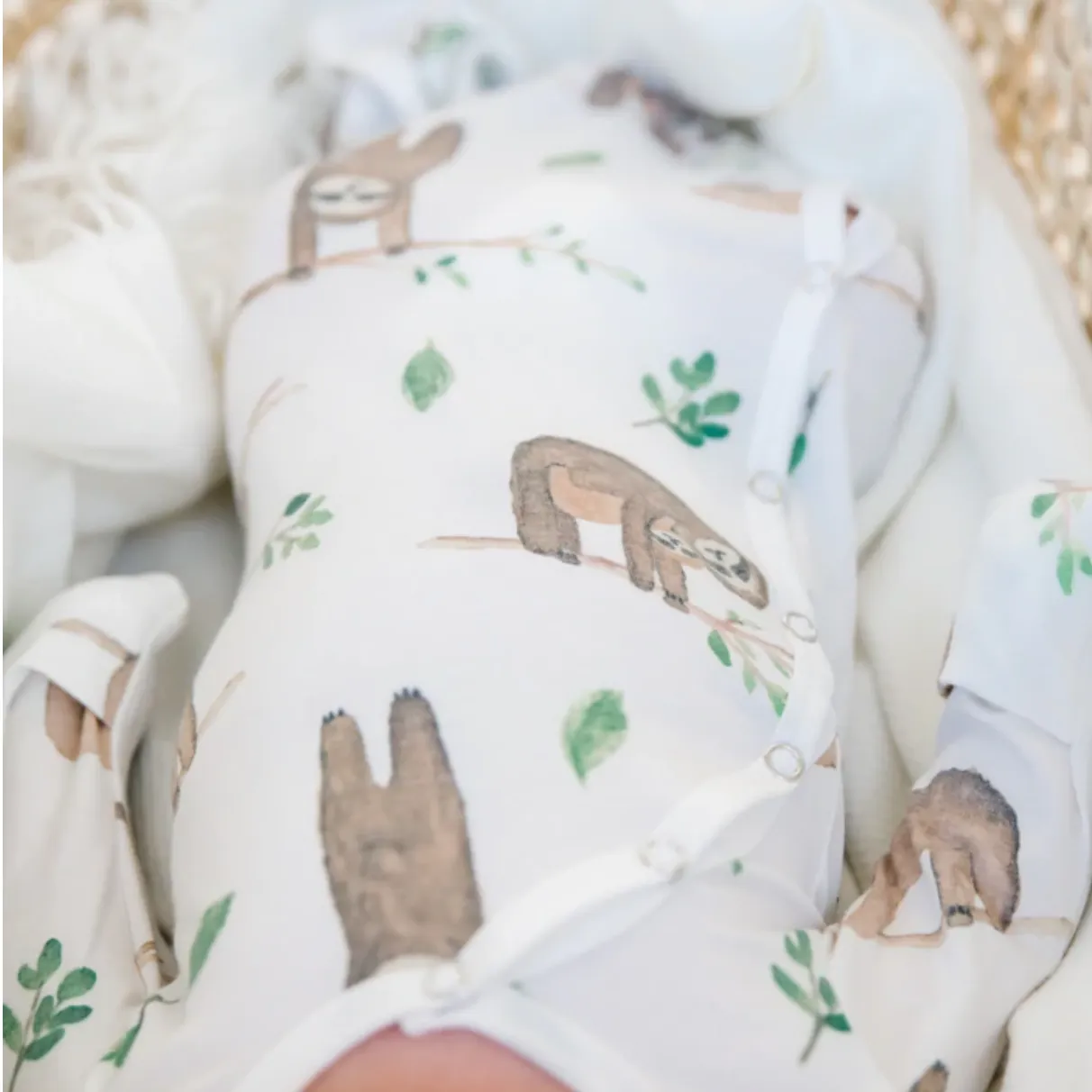 Newborn Knotted Gown