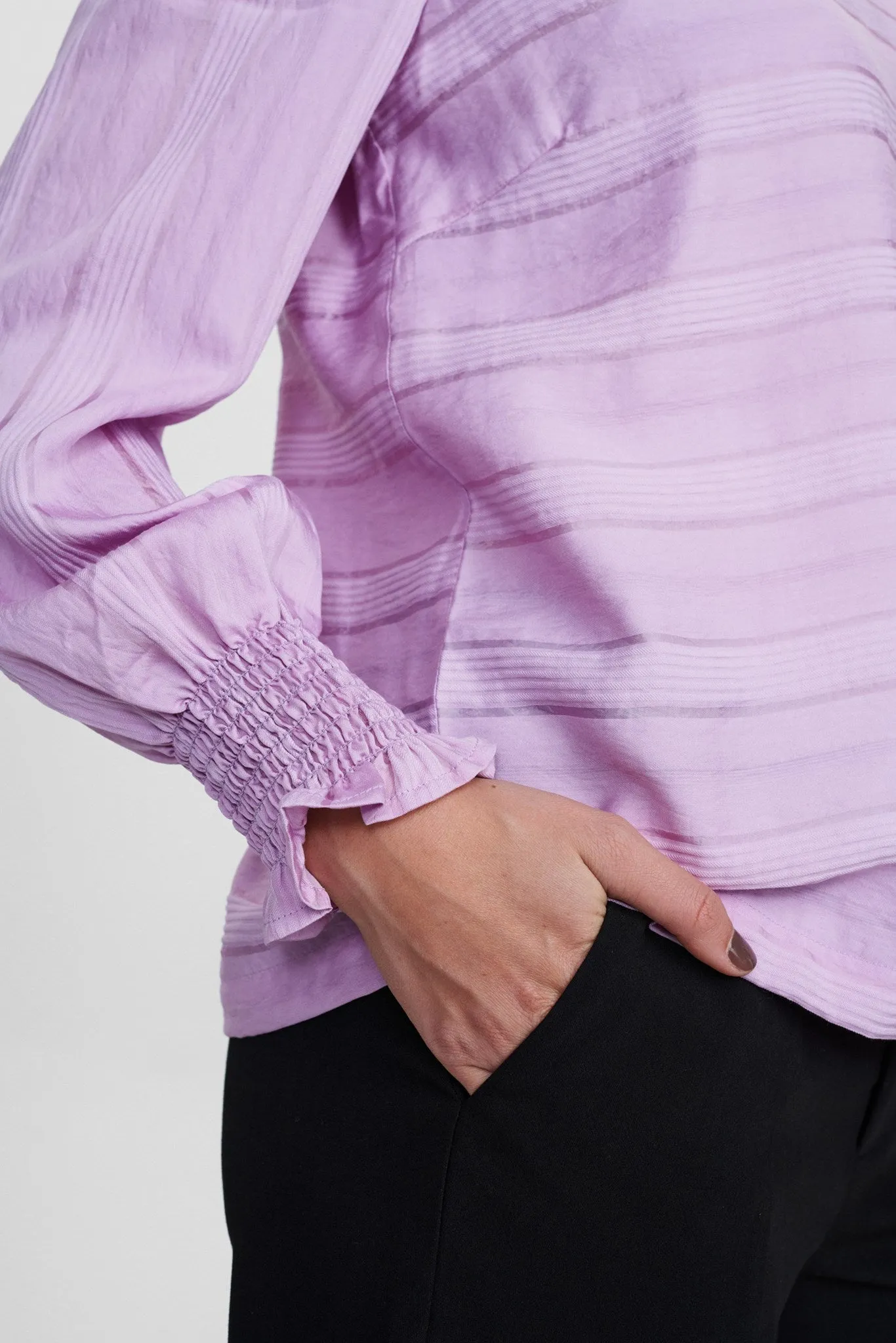 NUCHESNEY BLOUSE - Orchid Bouquet