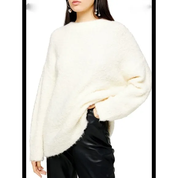 NWOT Long and cozy sweater