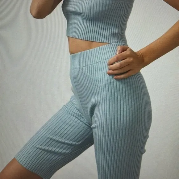 NWT LUNYA Cozy Cotton Silk Ribbed Bike Short. Large