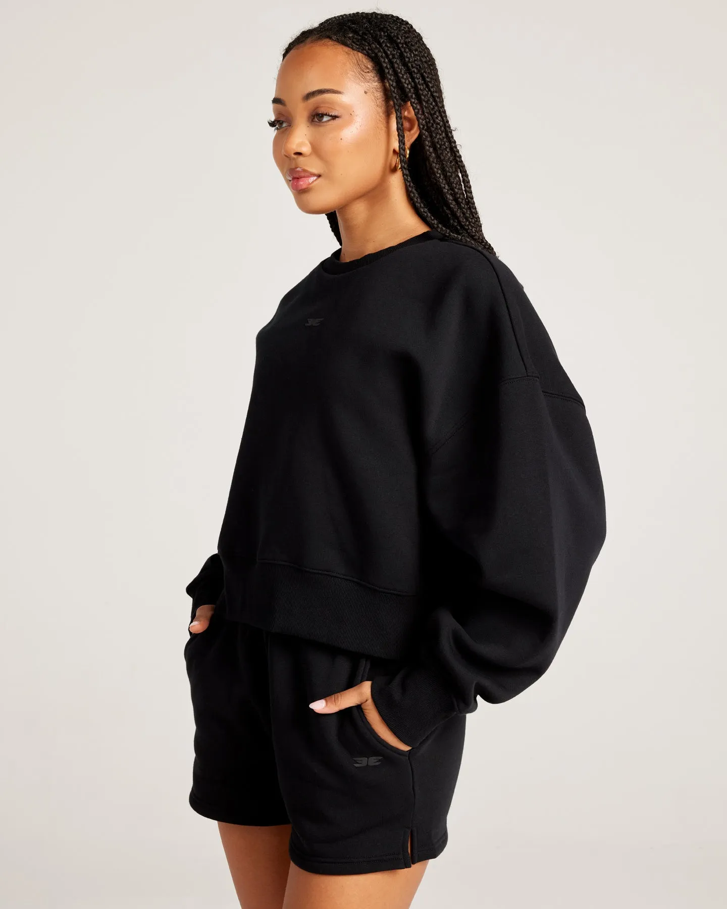 Omni Relaxed Crewneck - Black