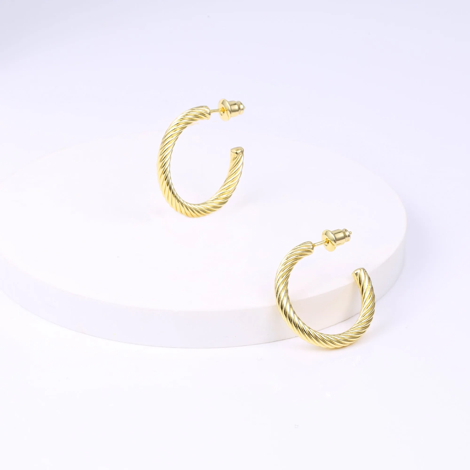 Open Twisted Rope Round Hoop Earrings