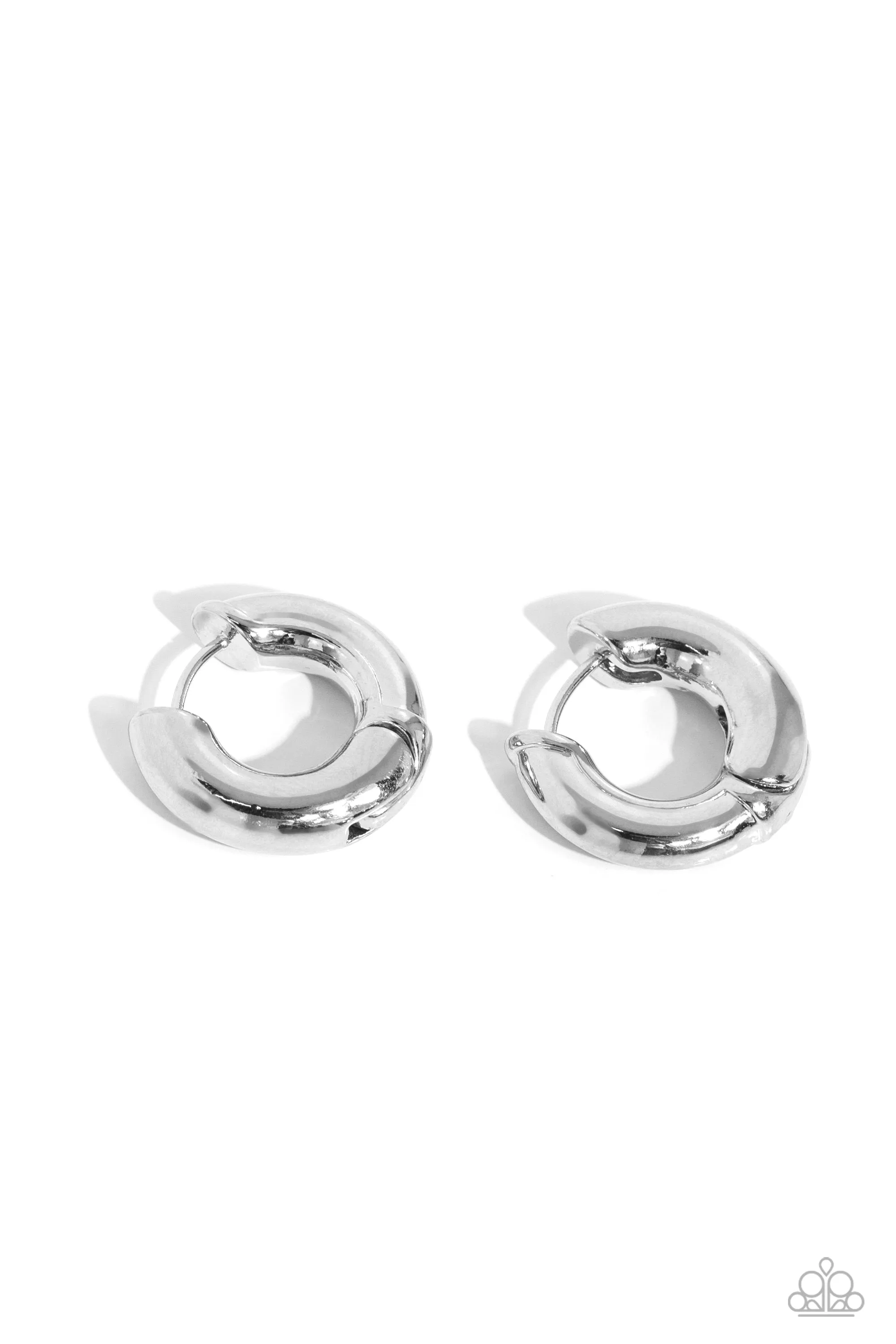 Paparazzi Textured Theme Earrings Silver